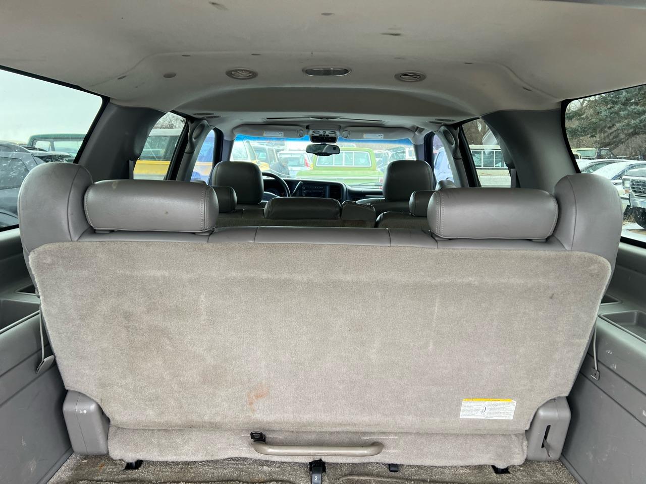 2003 Chevrolet Suburban 2500 LT