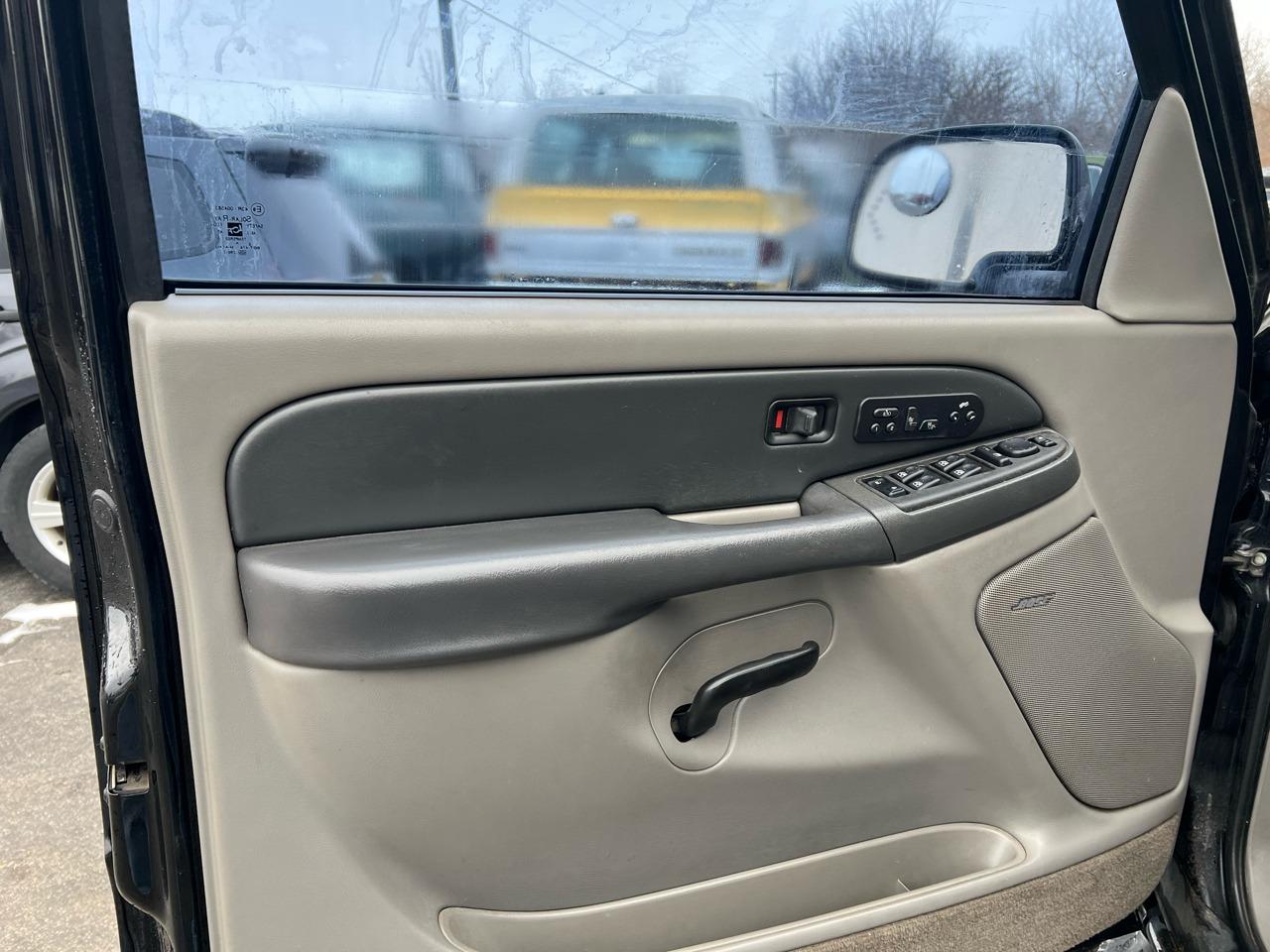 2003 Chevrolet Suburban 2500 LT