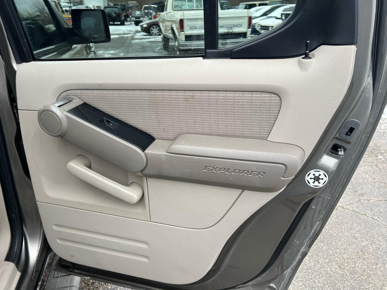 2007 Ford Explorer Sport Trac XLT