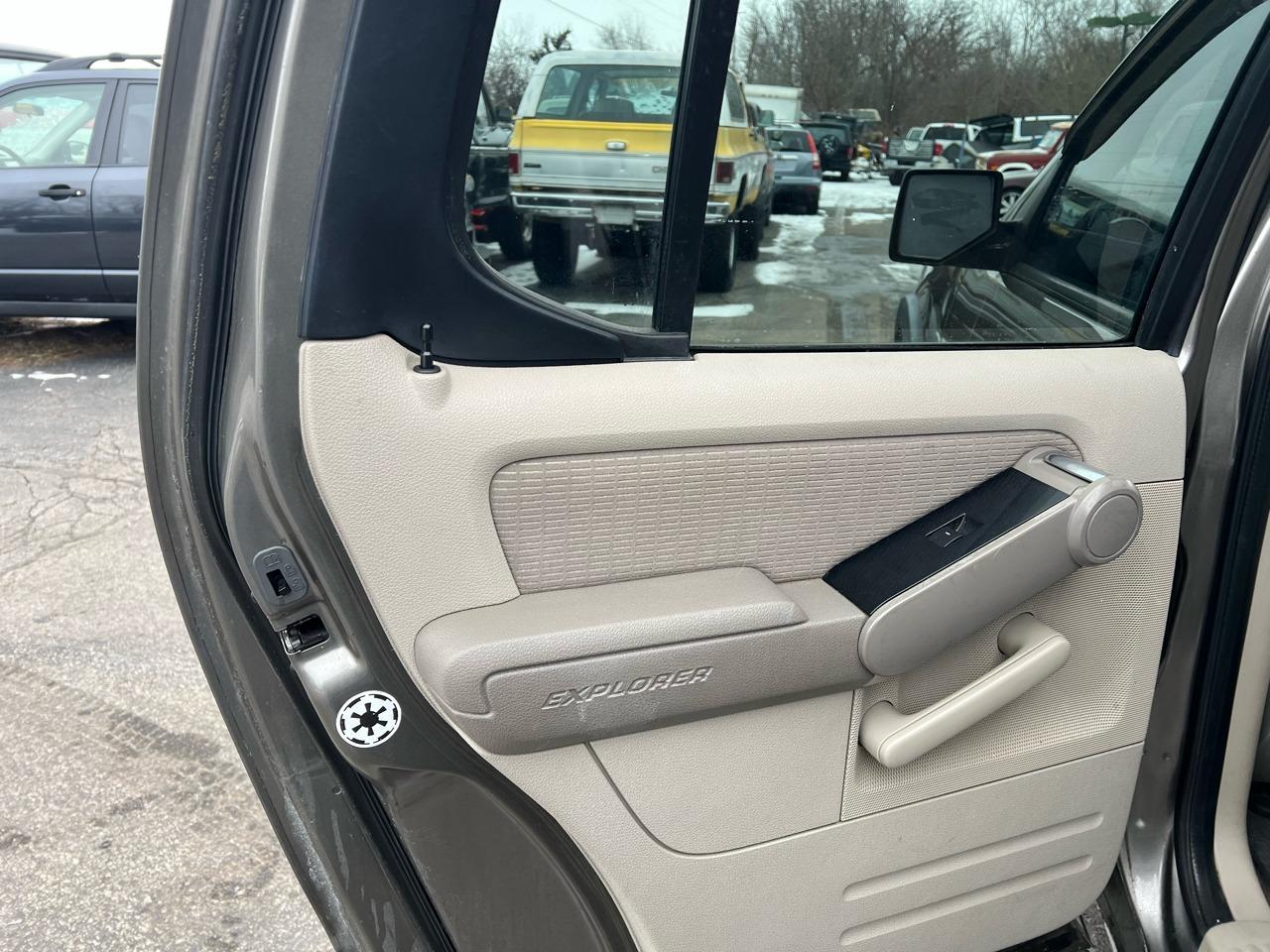 2007 Ford Explorer Sport Trac XLT