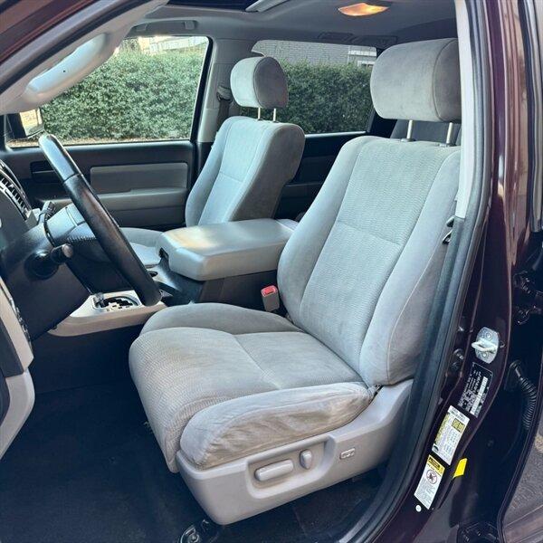 2016 Toyota Sequoia SR5