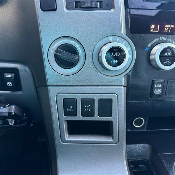 2016 Toyota Sequoia SR5