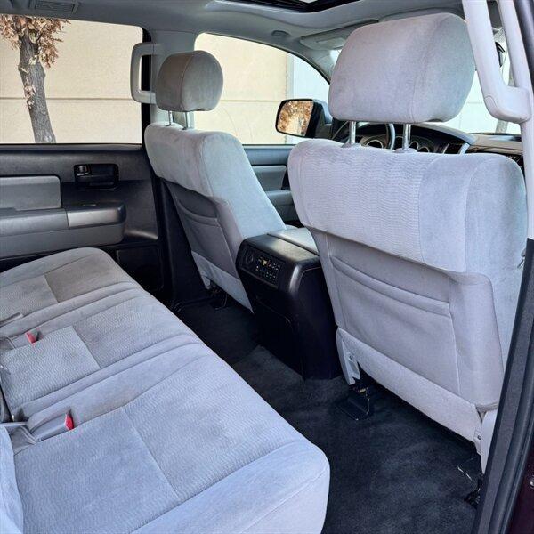 2016 Toyota Sequoia SR5