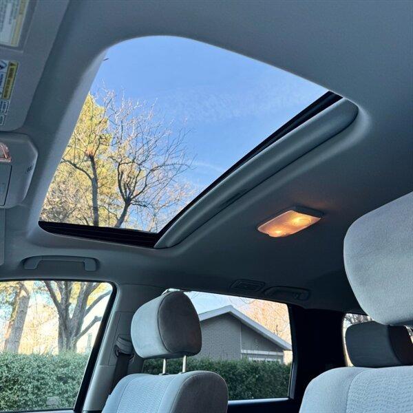 2016 Toyota Sequoia SR5