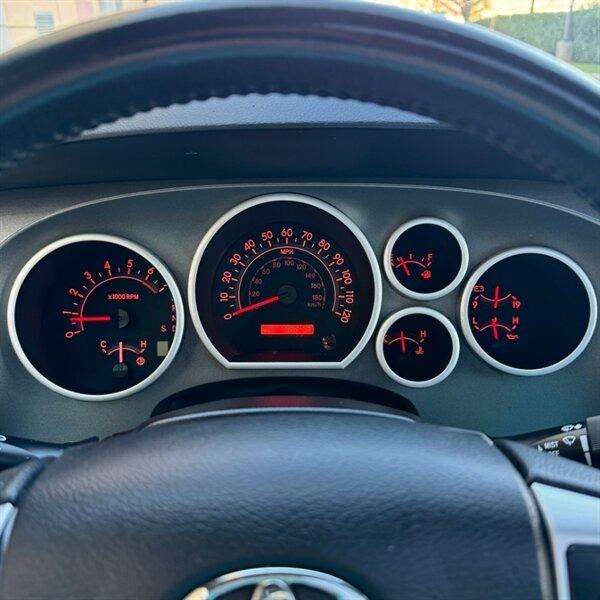 2016 Toyota Sequoia SR5