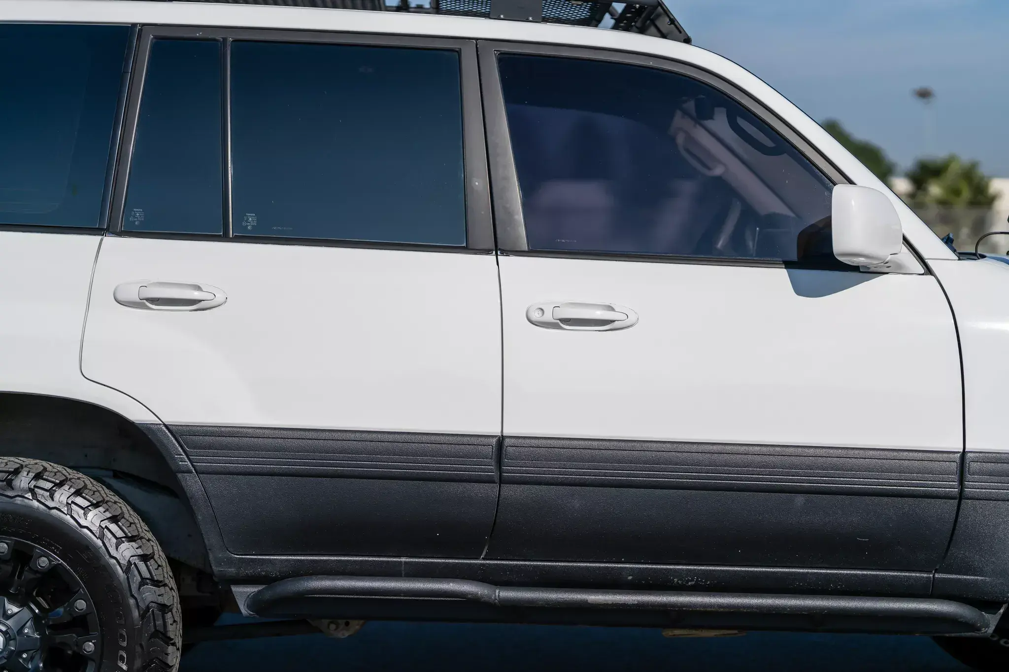 Modified 2000 Toyota Land Cruiser