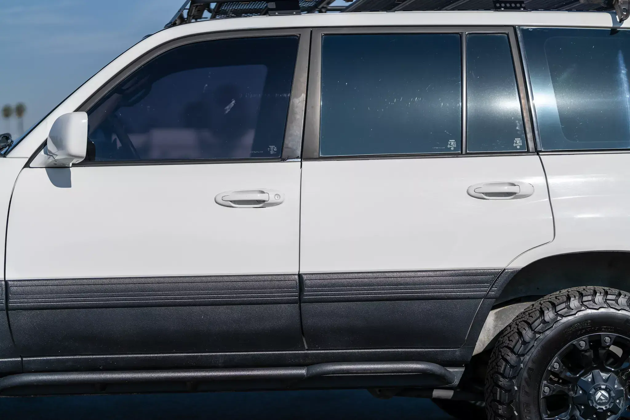 Modified 2000 Toyota Land Cruiser