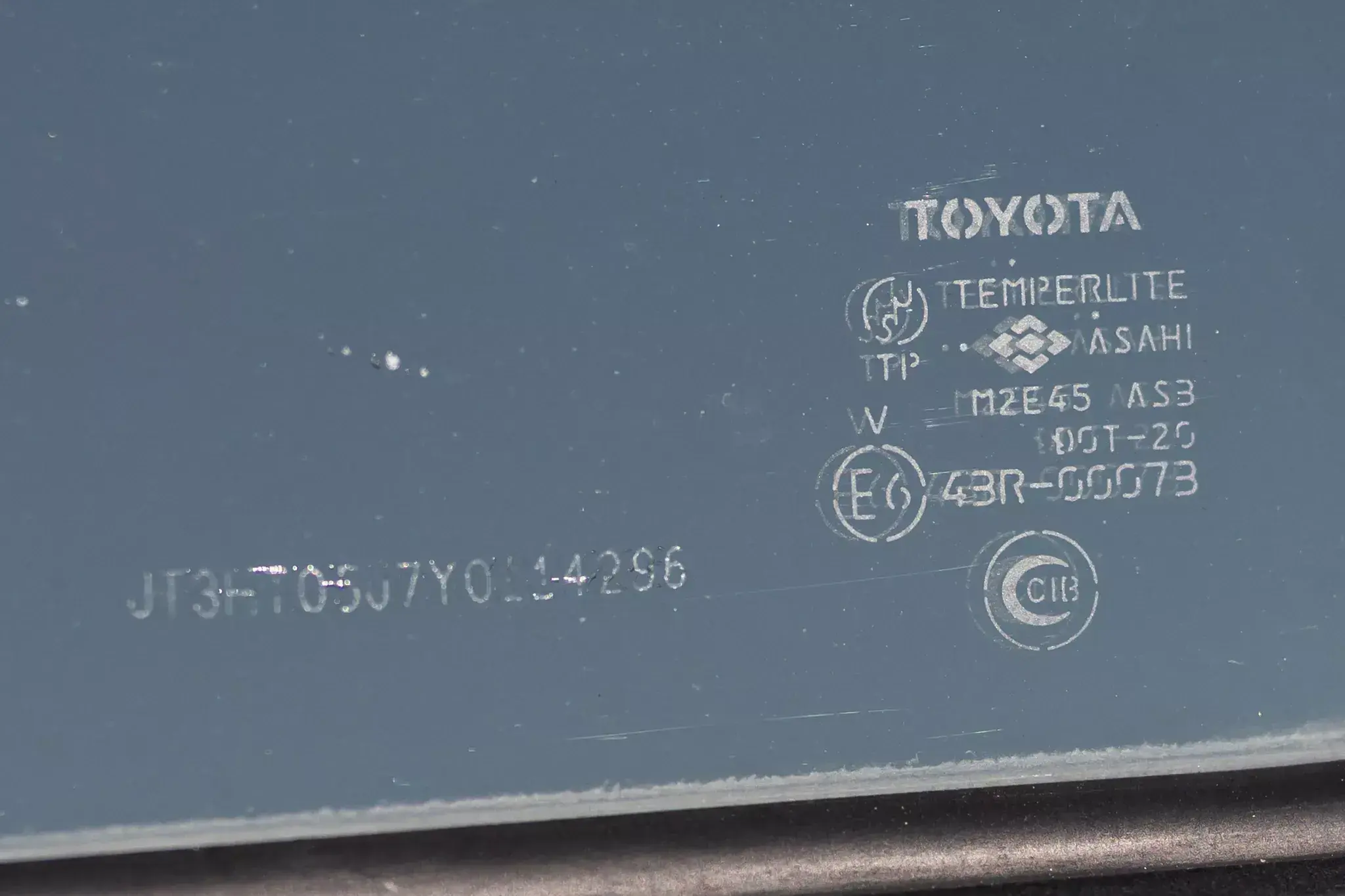 Modified 2000 Toyota Land Cruiser