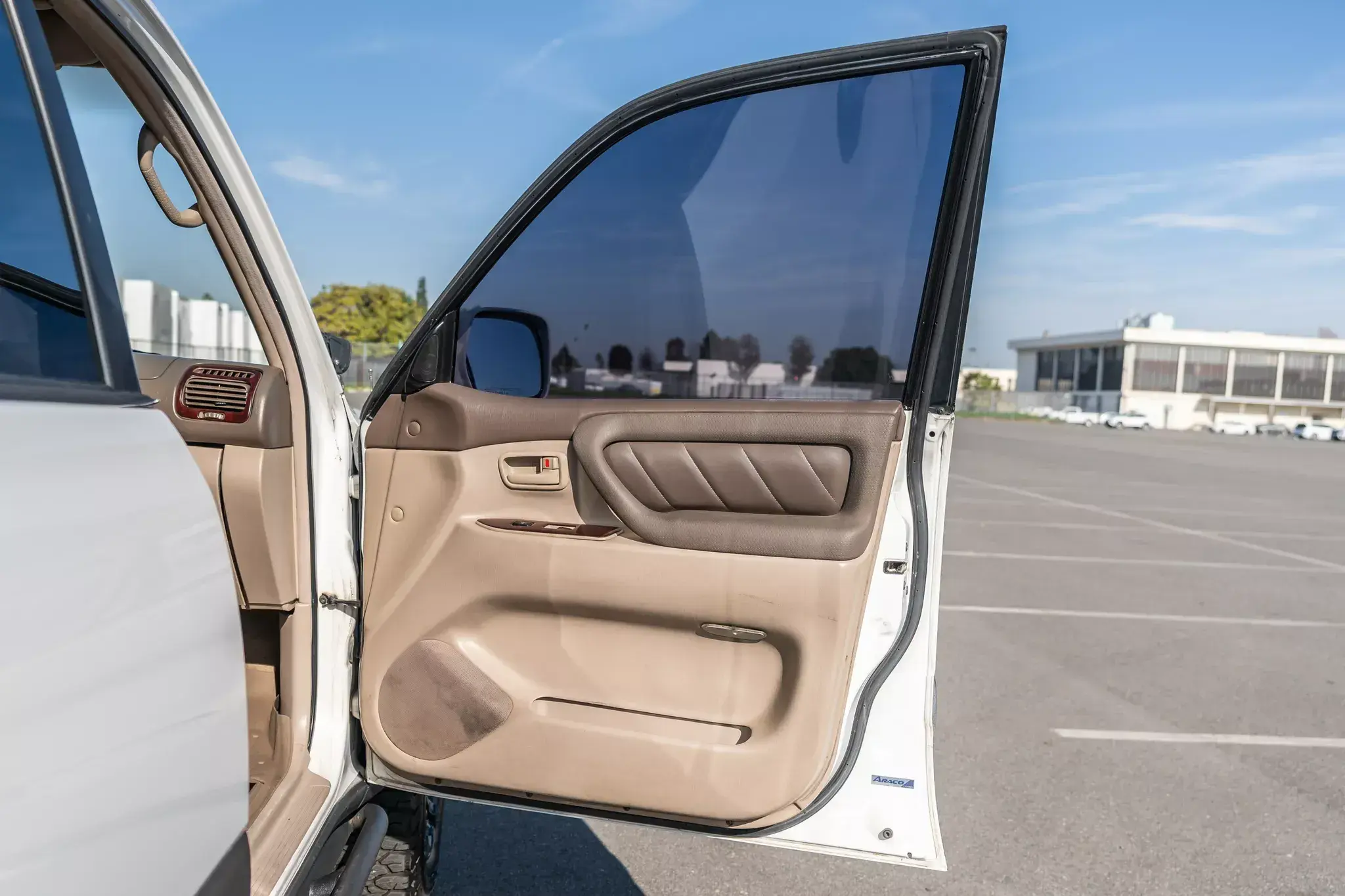 Modified 2000 Toyota Land Cruiser