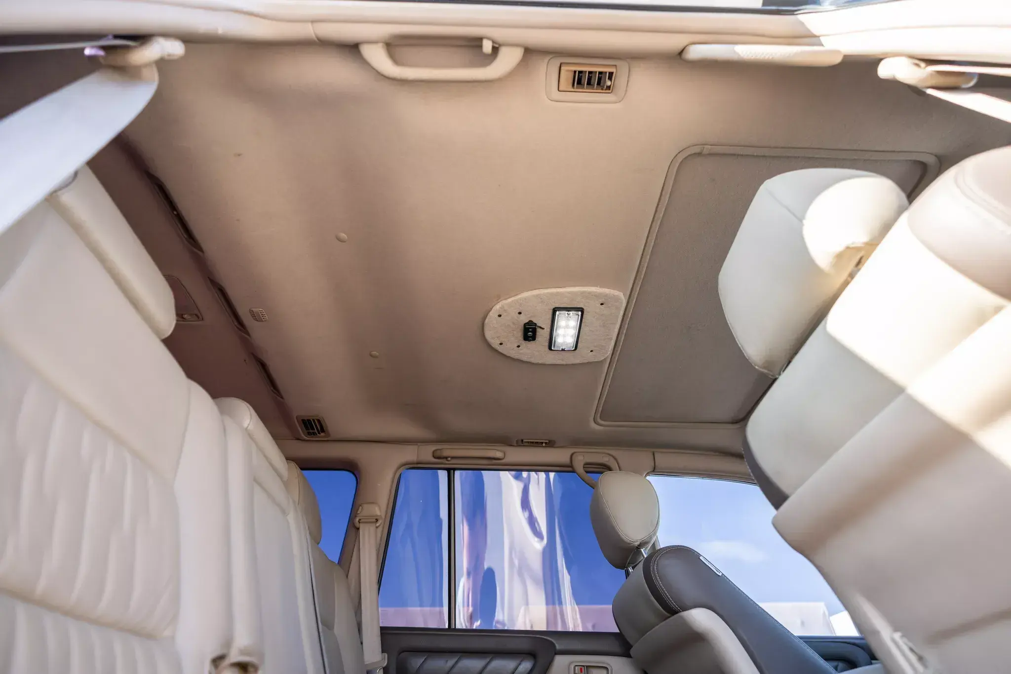 Modified 2000 Toyota Land Cruiser