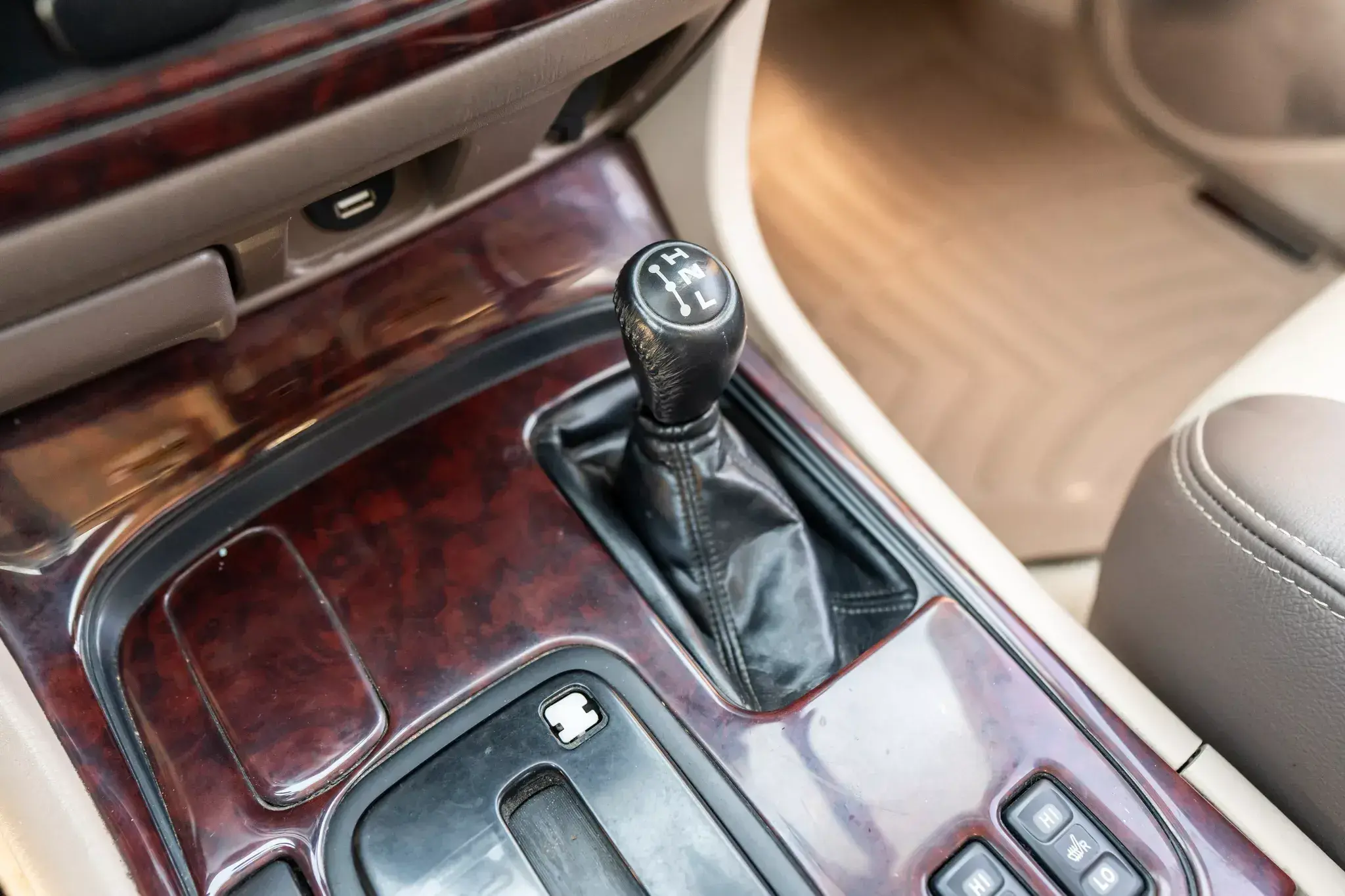 Modified 2000 Toyota Land Cruiser