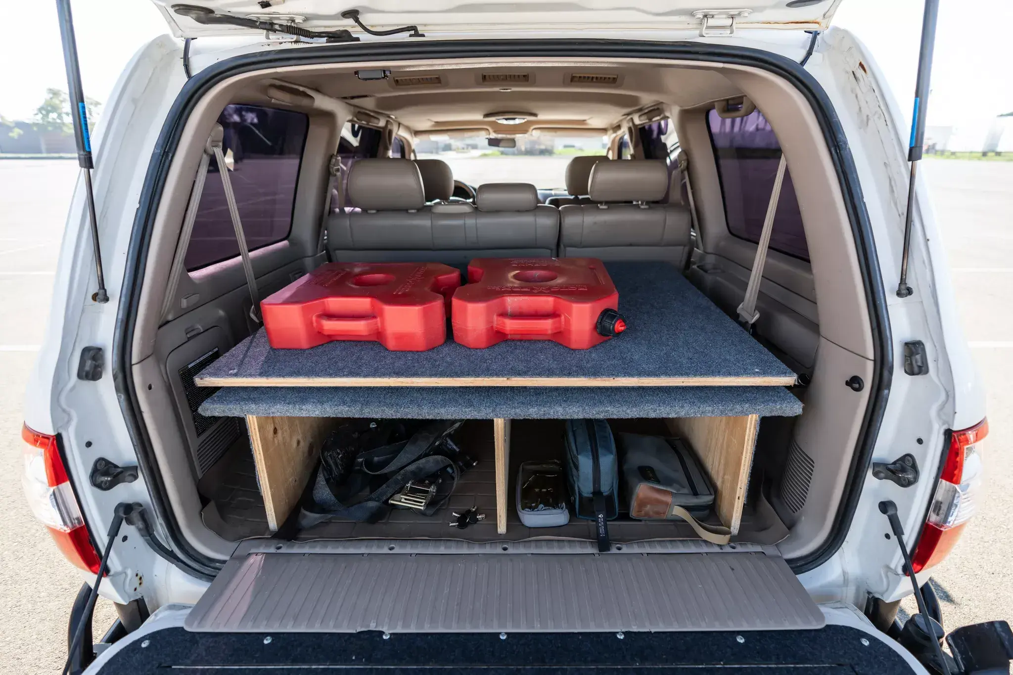 Modified 2000 Toyota Land Cruiser