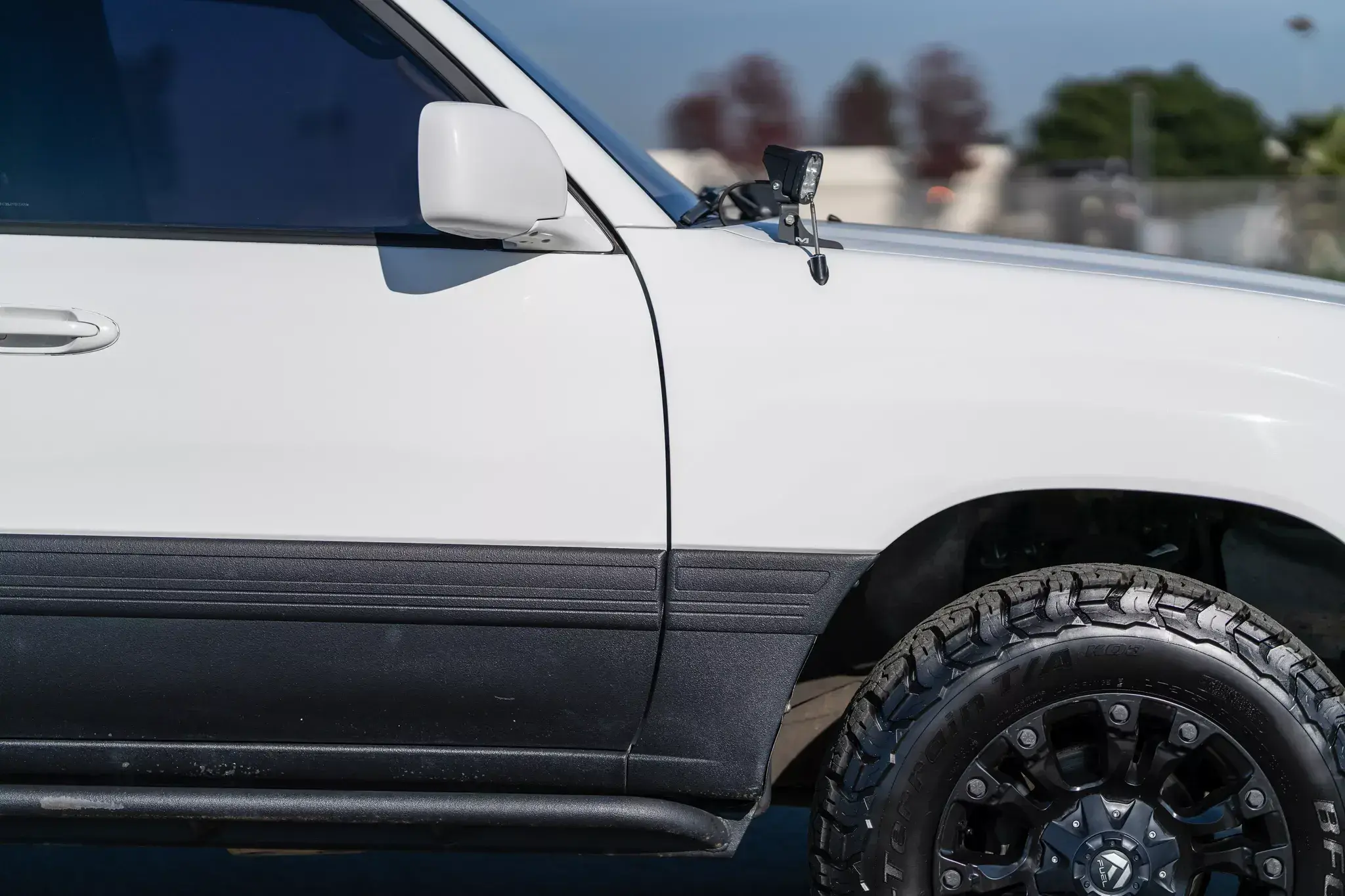 Modified 2000 Toyota Land Cruiser