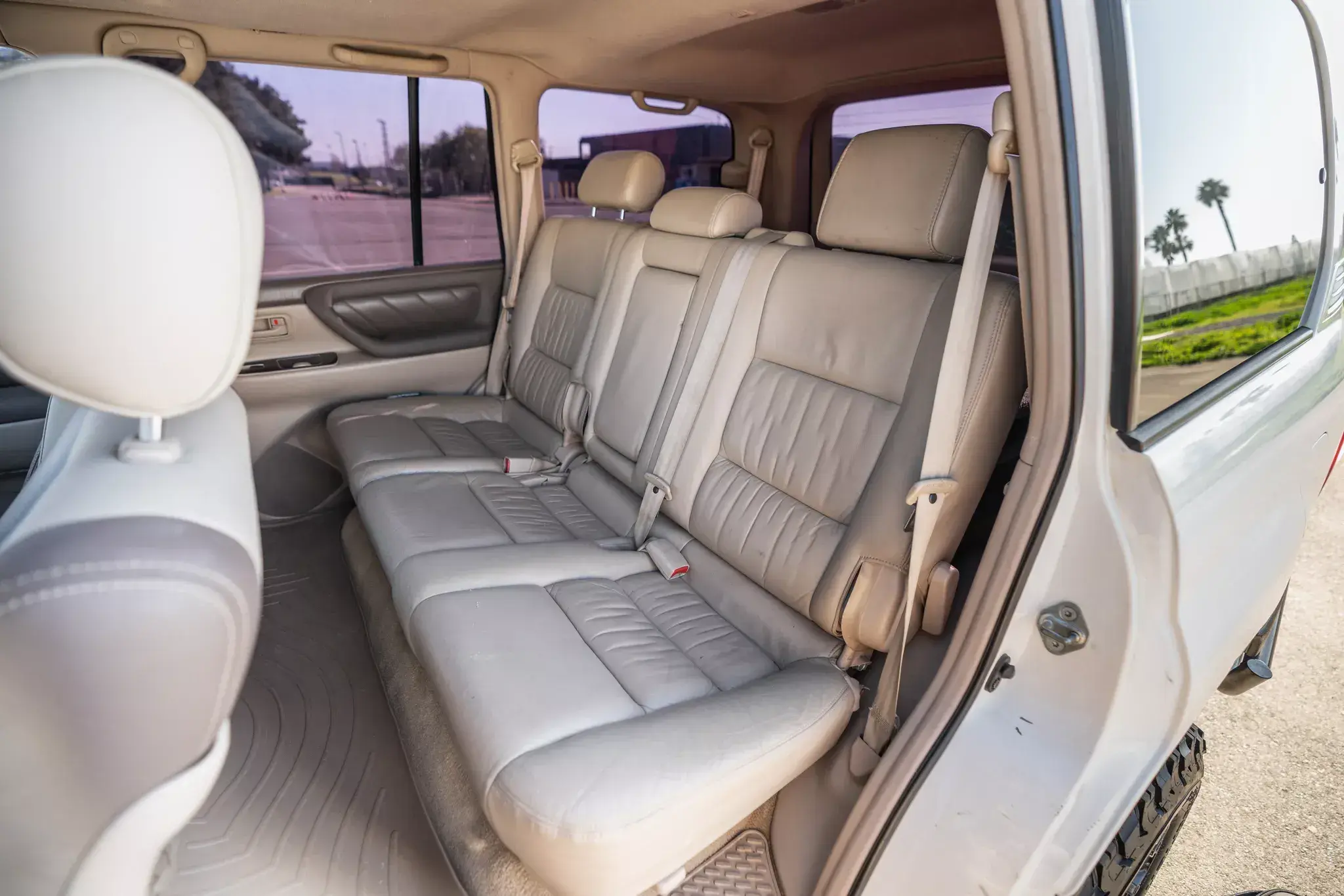 Modified 2000 Toyota Land Cruiser