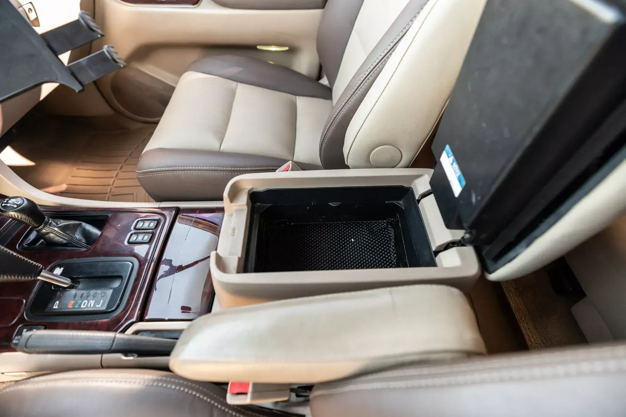 Modified 2000 Toyota Land Cruiser