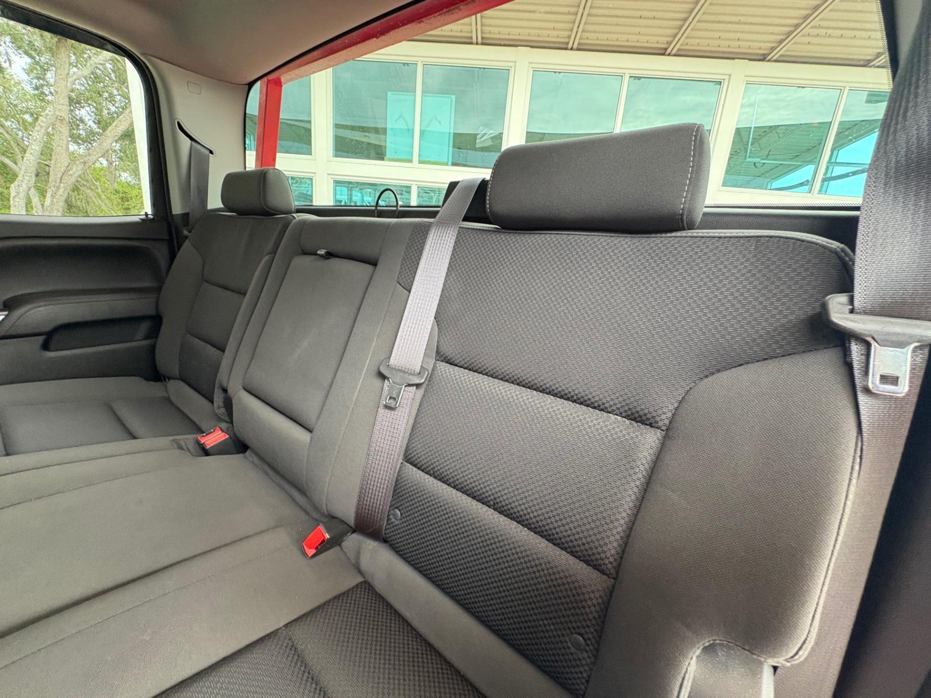 2017 Chevrolet Silverado Tow Truck