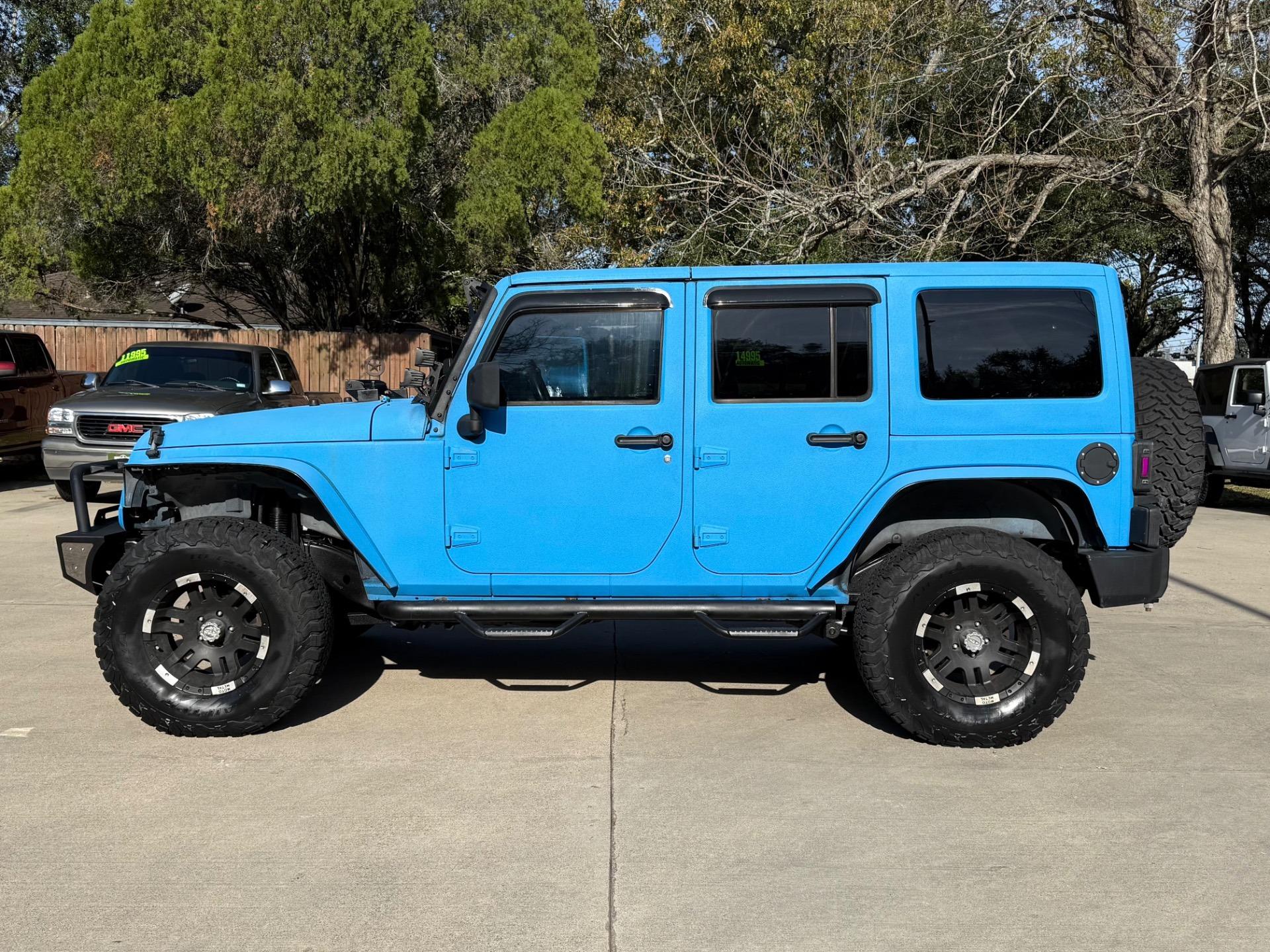 2007 Jeep Wrangler Unlimited Sahara - 2
