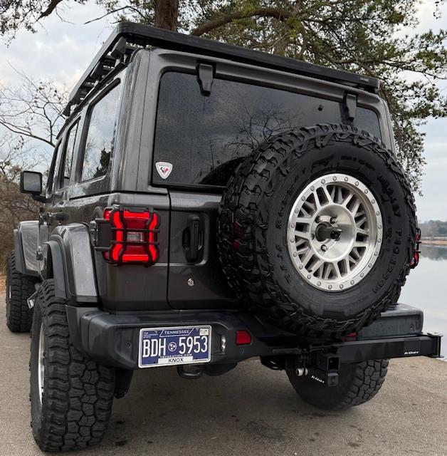 2020 Jeep Wrangler Sahara - 4