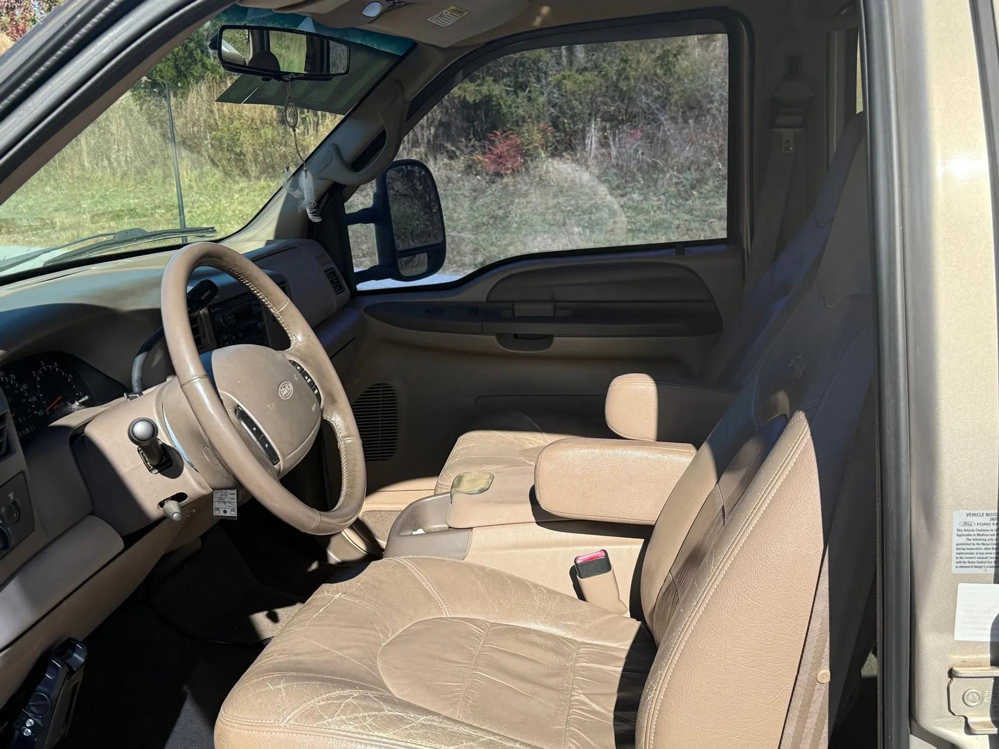 V10-Powered 1999 Ford F=350 Super Duty