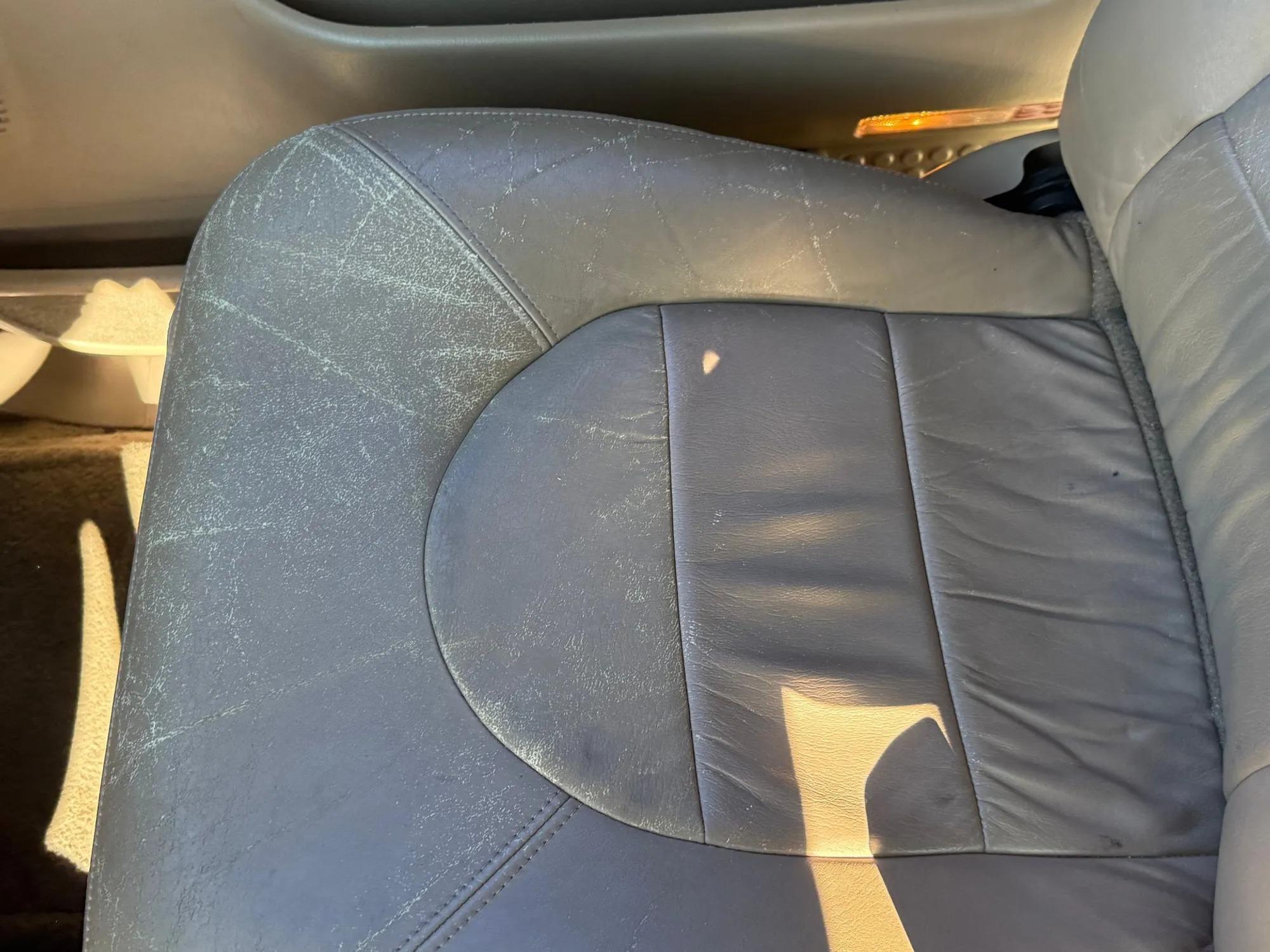 V10-Powered 1999 Ford F=350 Super Duty