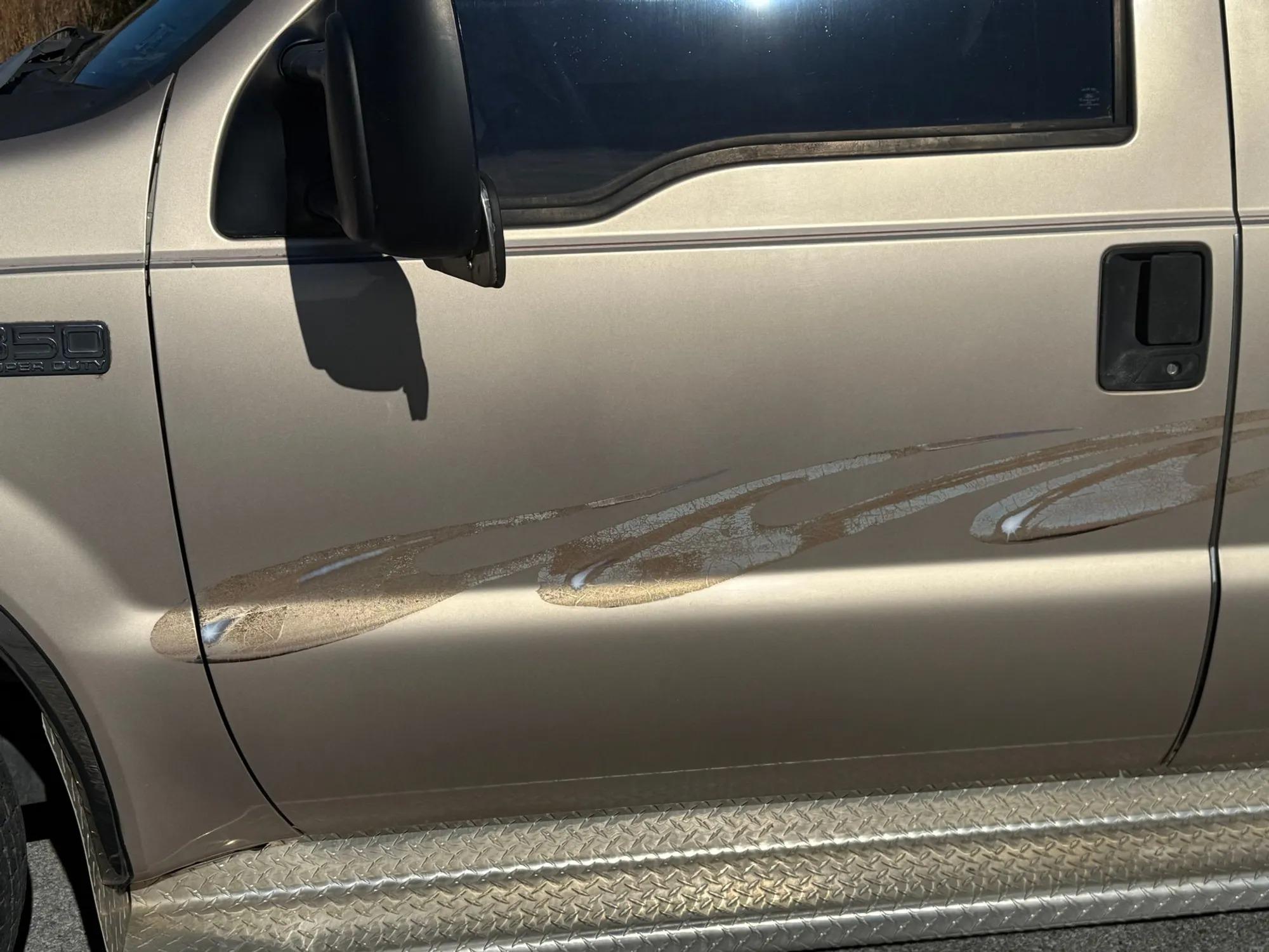 V10-Powered 1999 Ford F=350 Super Duty