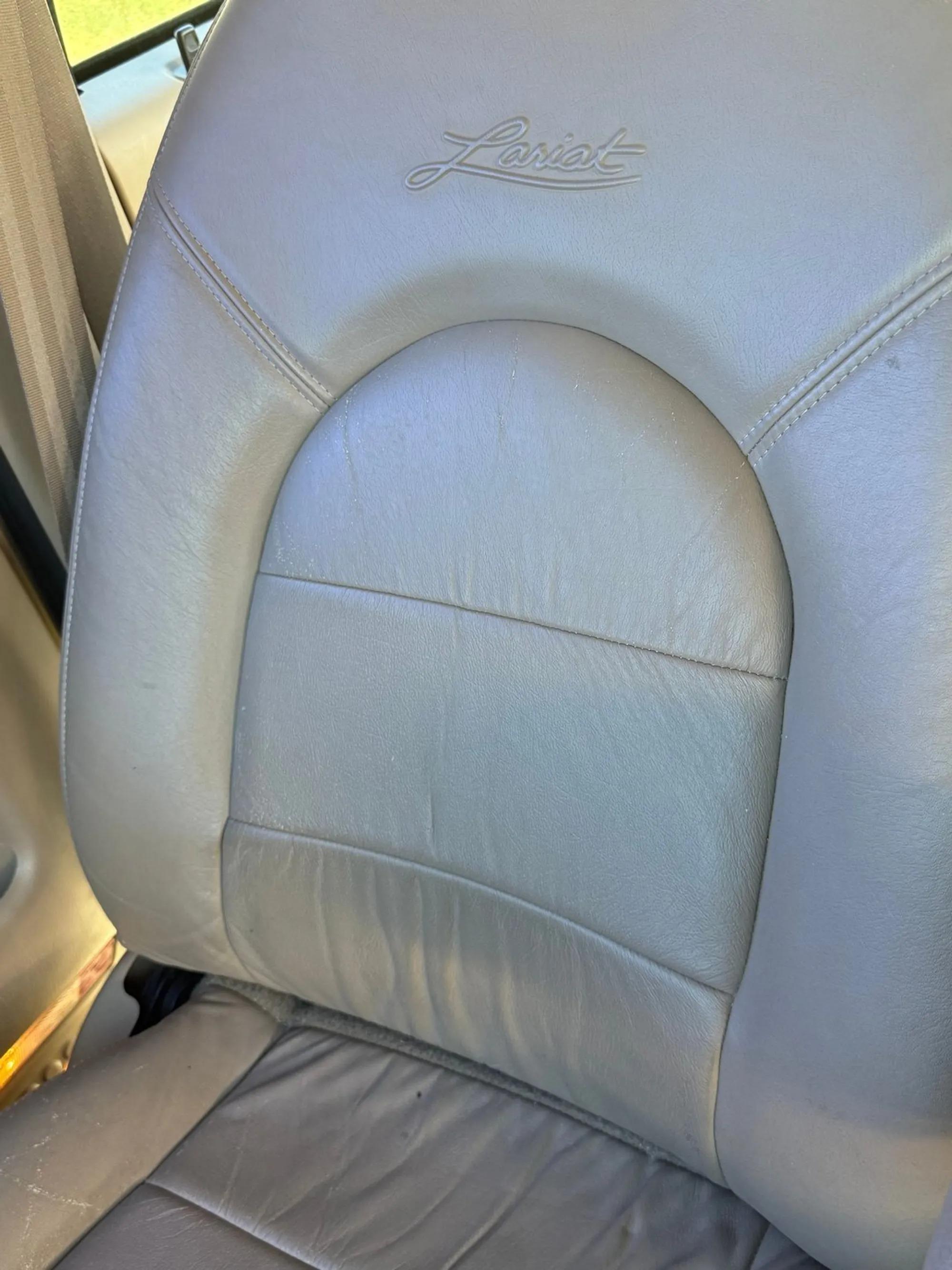 V10-Powered 1999 Ford F=350 Super Duty