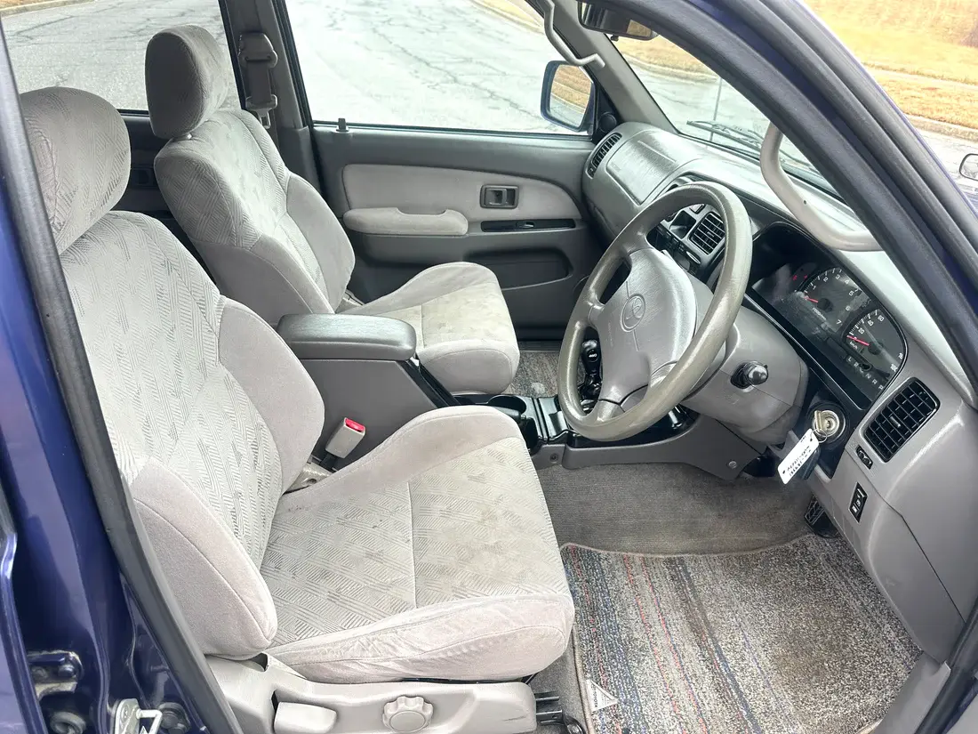 2000 Toyota Hilux Surf SSR-X