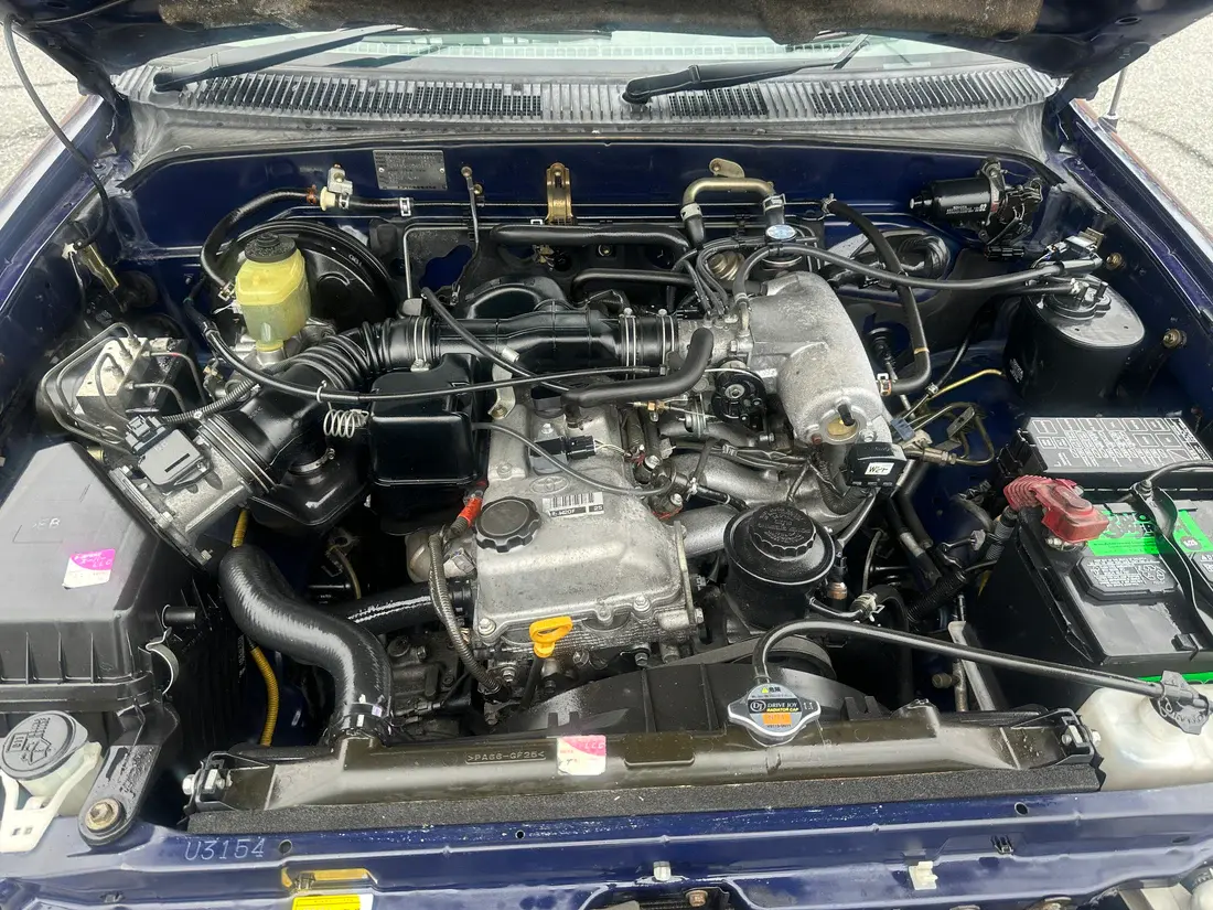 2000 Toyota Hilux Surf SSR-X