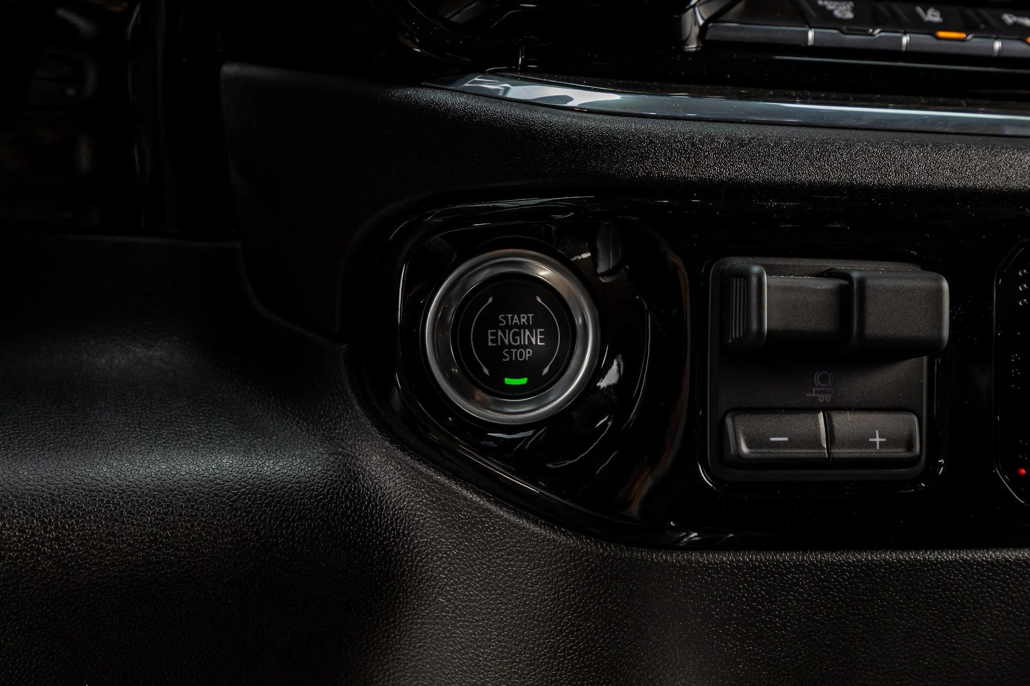 2025 Chevrolet Silverado 3500HD LTZ