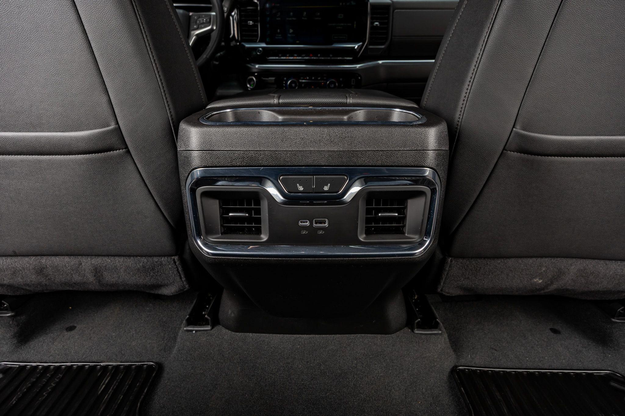 2025 Chevrolet Silverado 3500HD LTZ