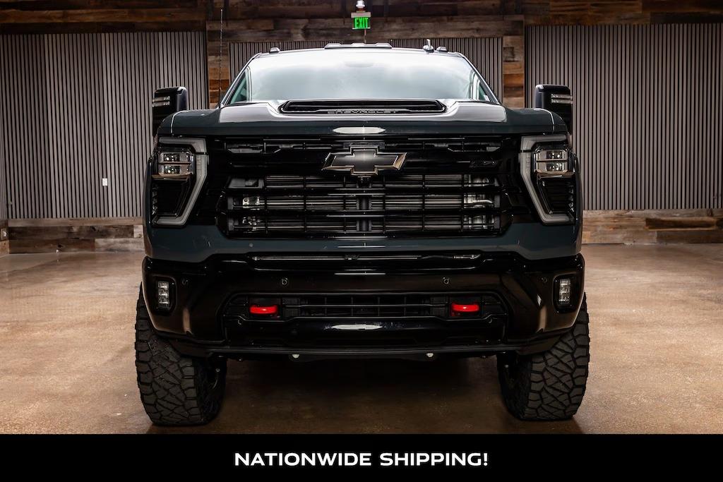 2025 Chevrolet Silverado 3500HD LTZ - 2