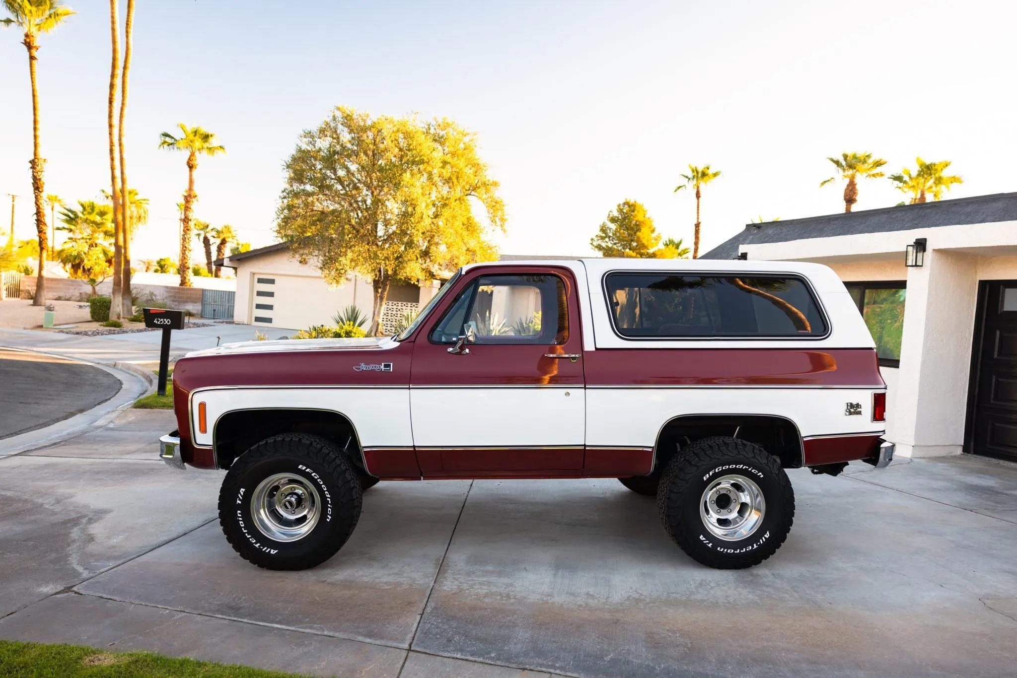 1977 GMC Jimmy High Sierra 4×4 - 3