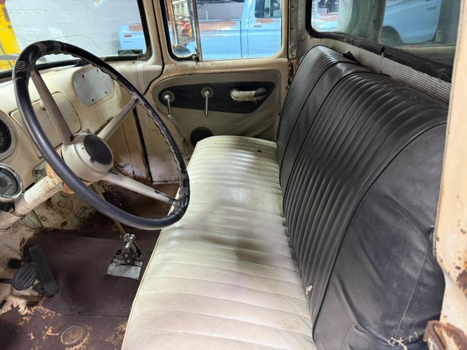1958 Dodge D100