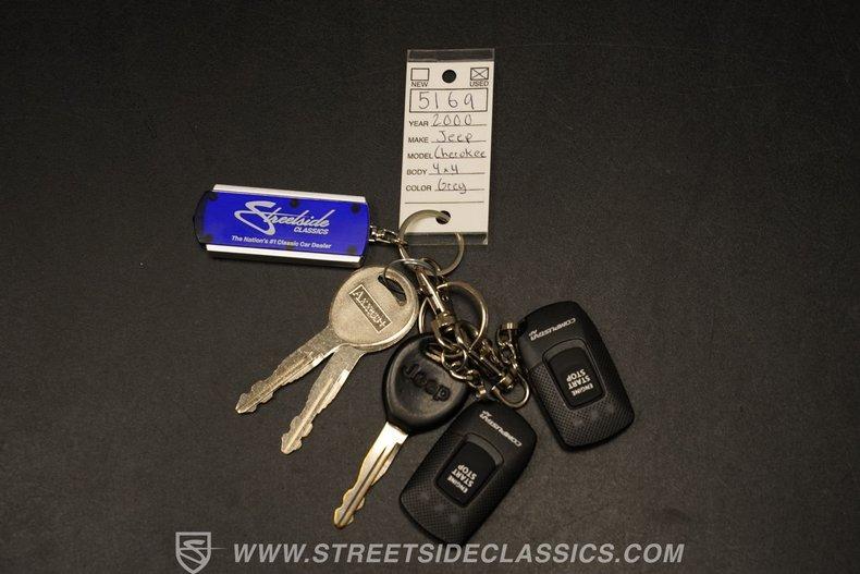 2000 Jeep Cherokee Sport 4X4