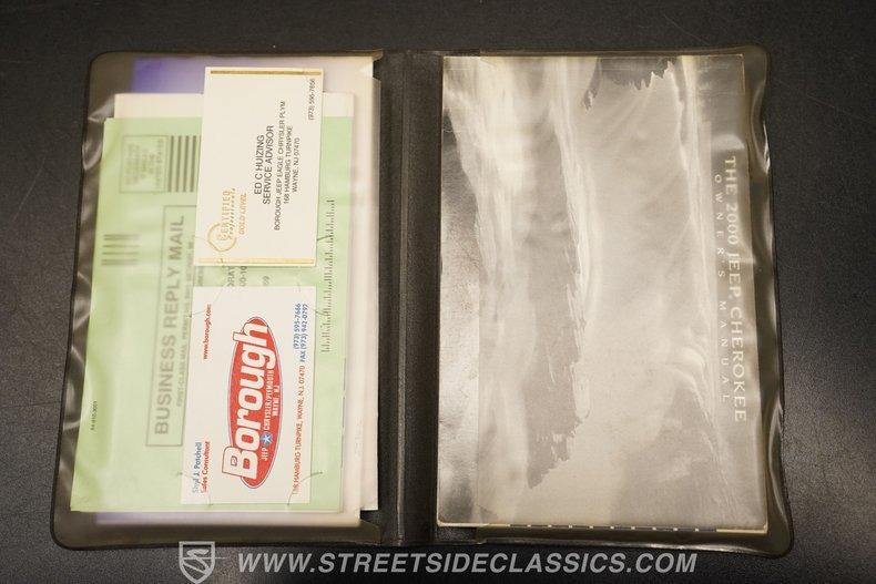 2000 Jeep Cherokee Sport 4X4