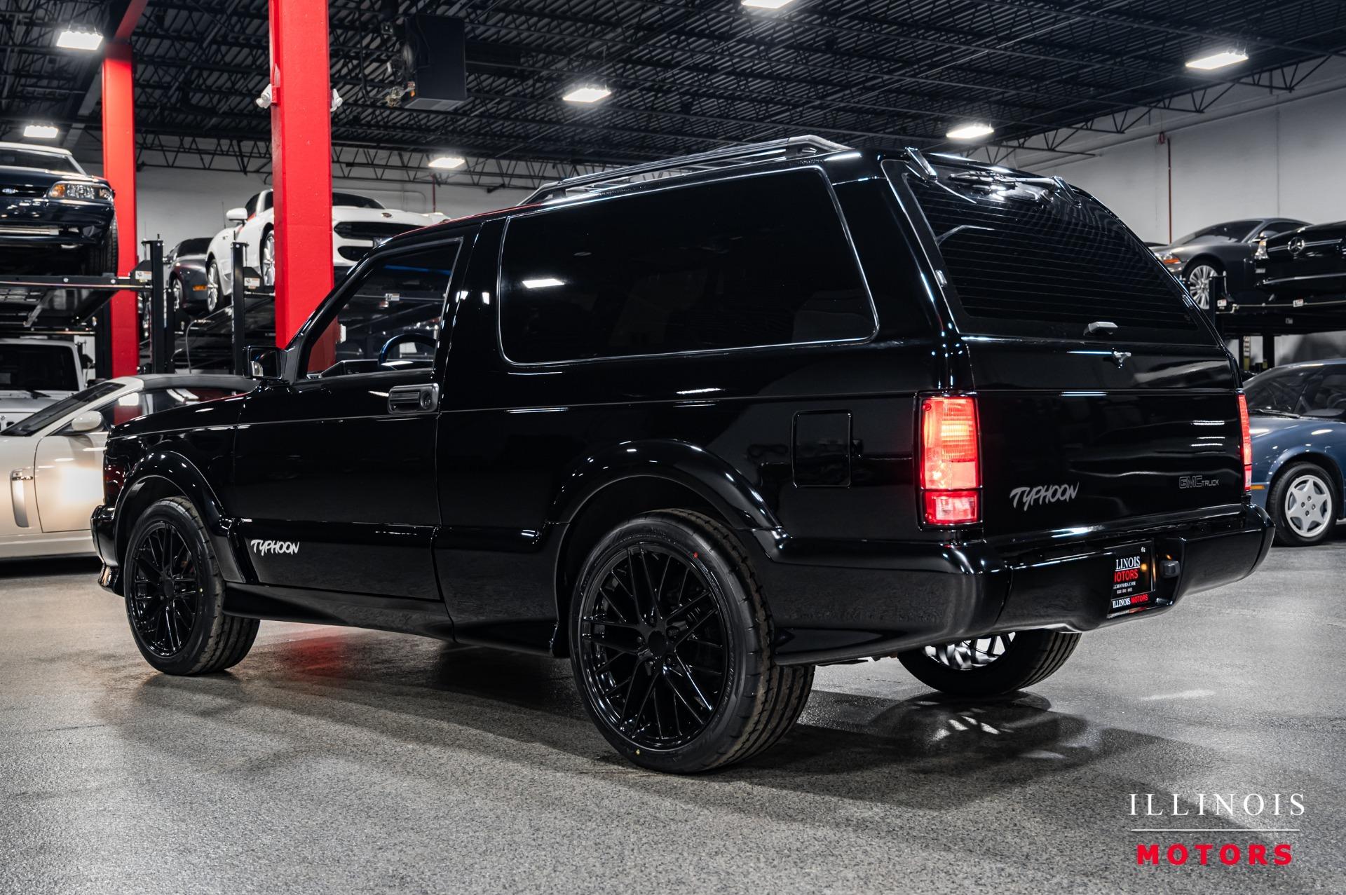 1992 GMC Typhoon - 3