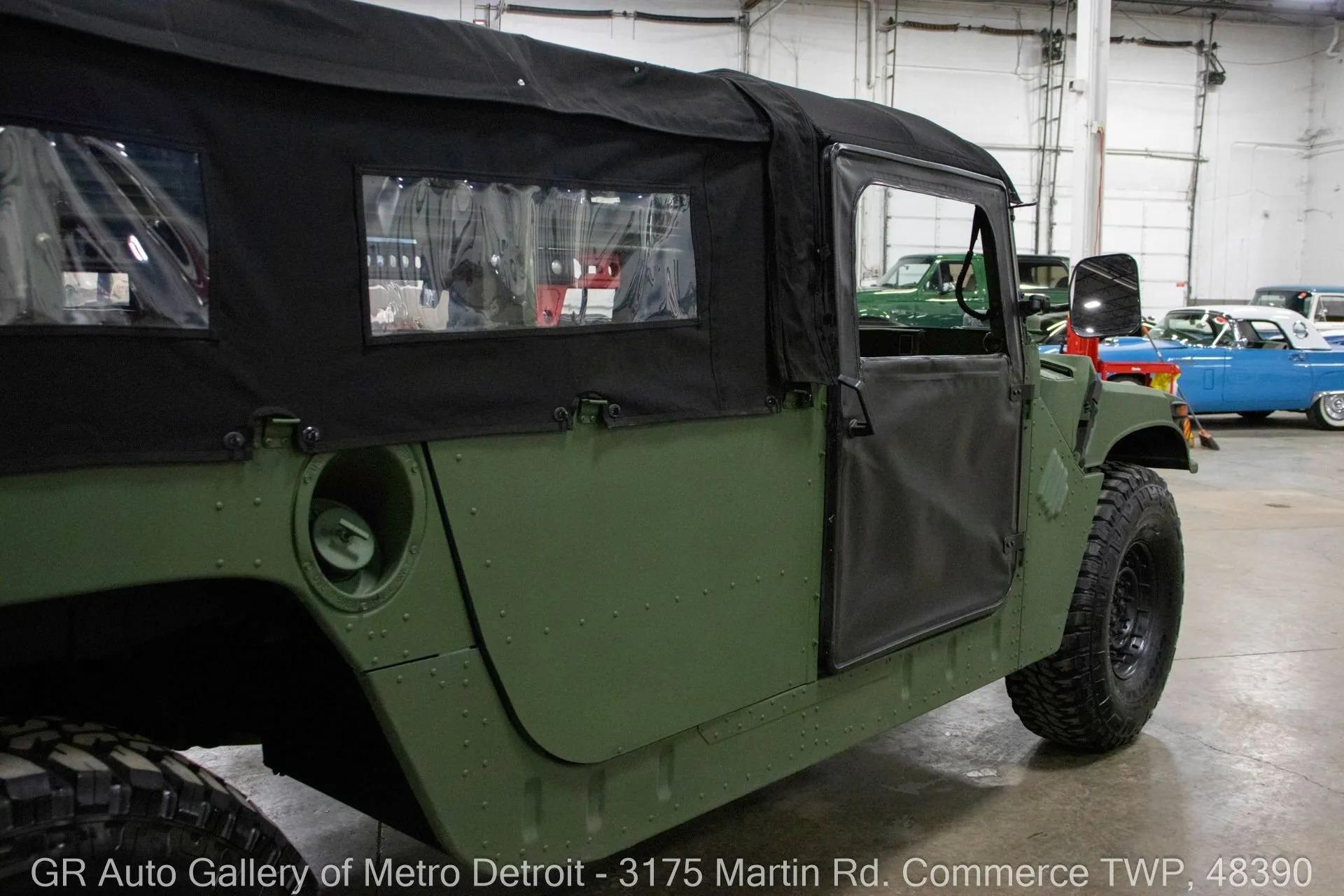 2001 AM General Humvee
