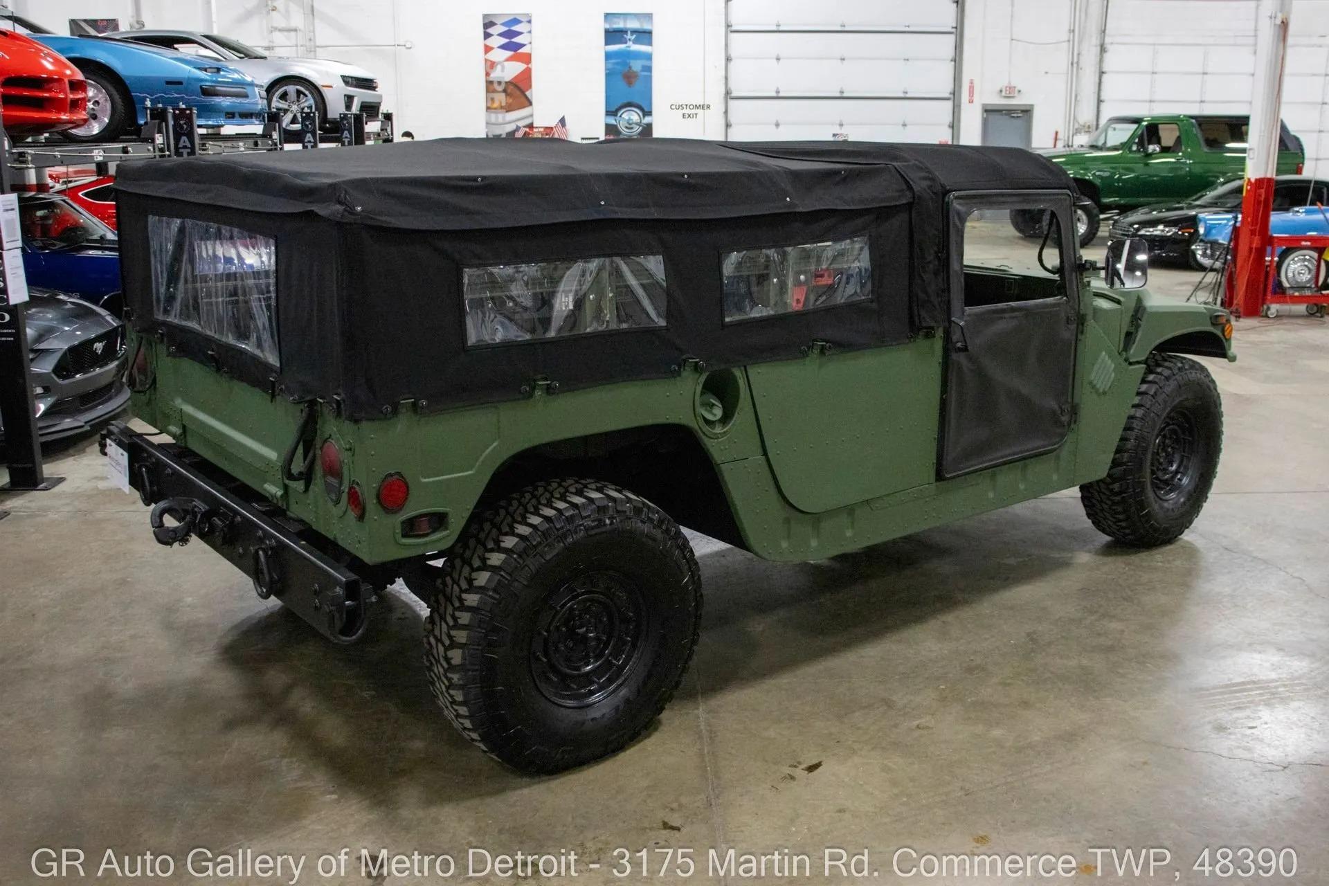 2001 AM General Humvee