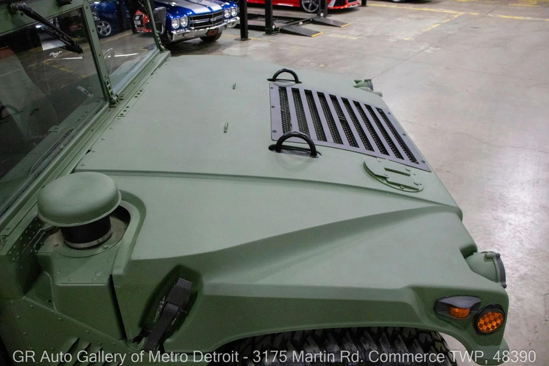 2001 AM General Humvee