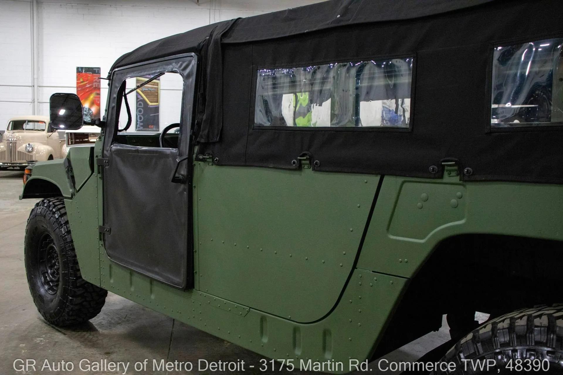 2001 AM General Humvee