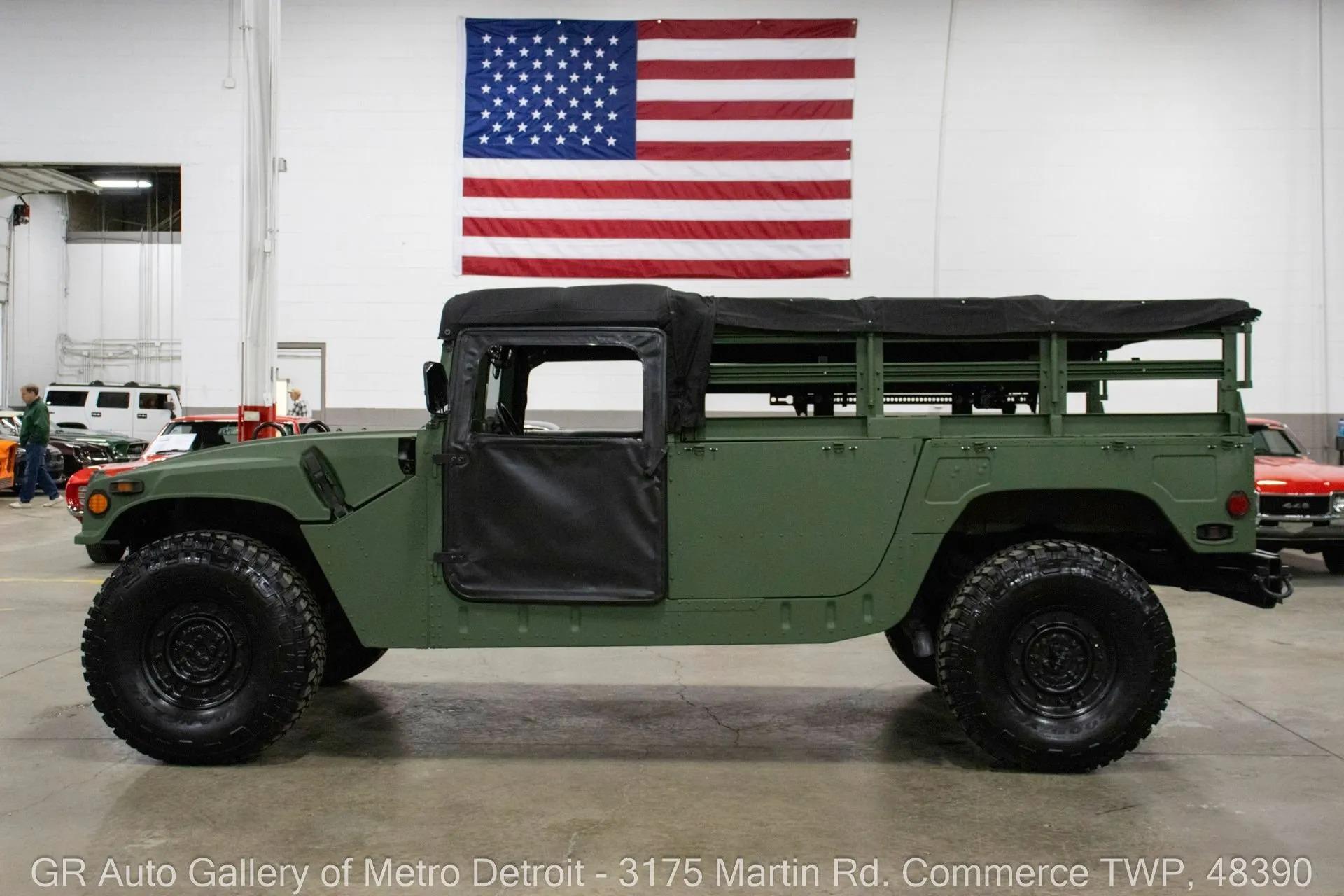 2001 AM General Humvee