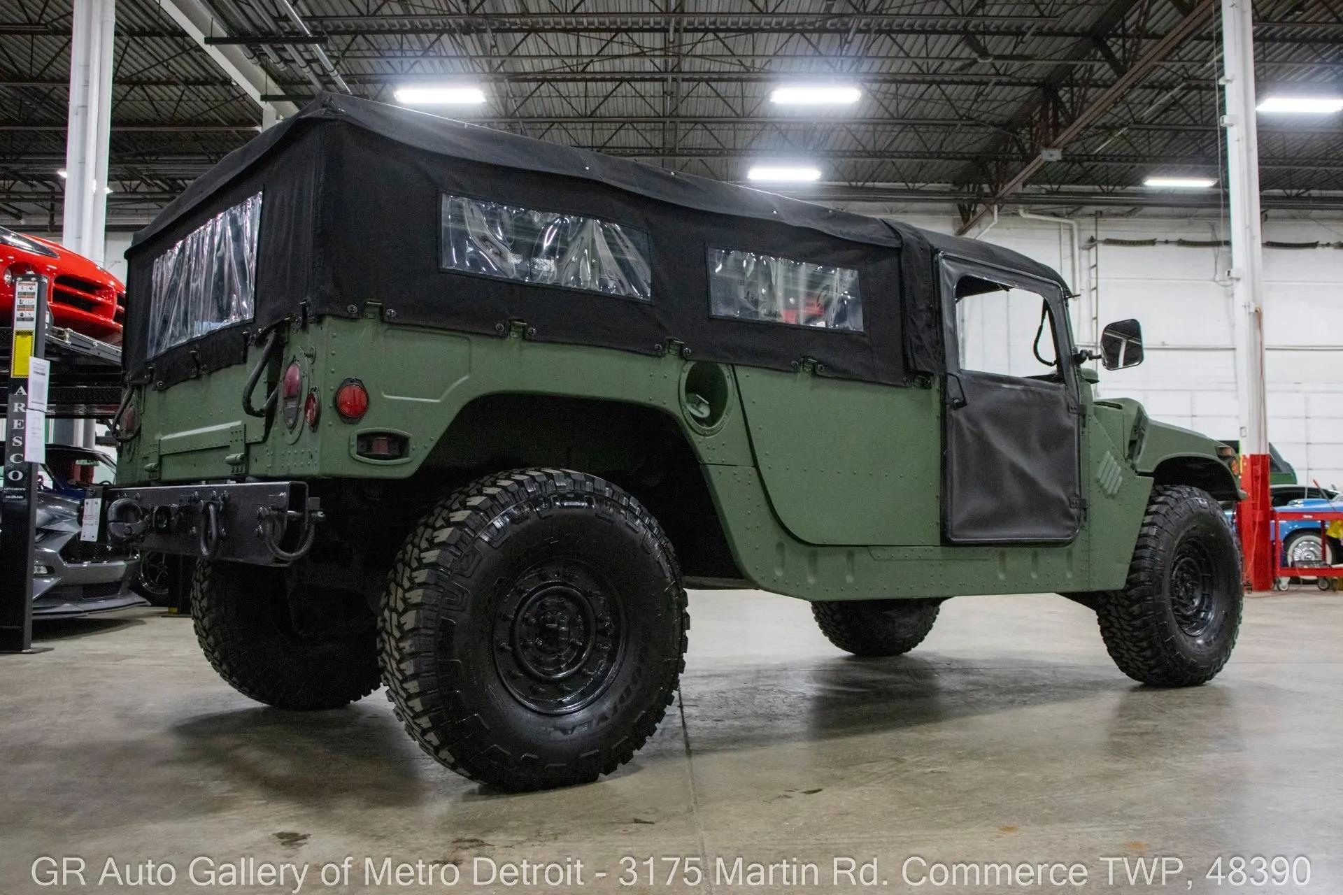 2001 AM General Humvee