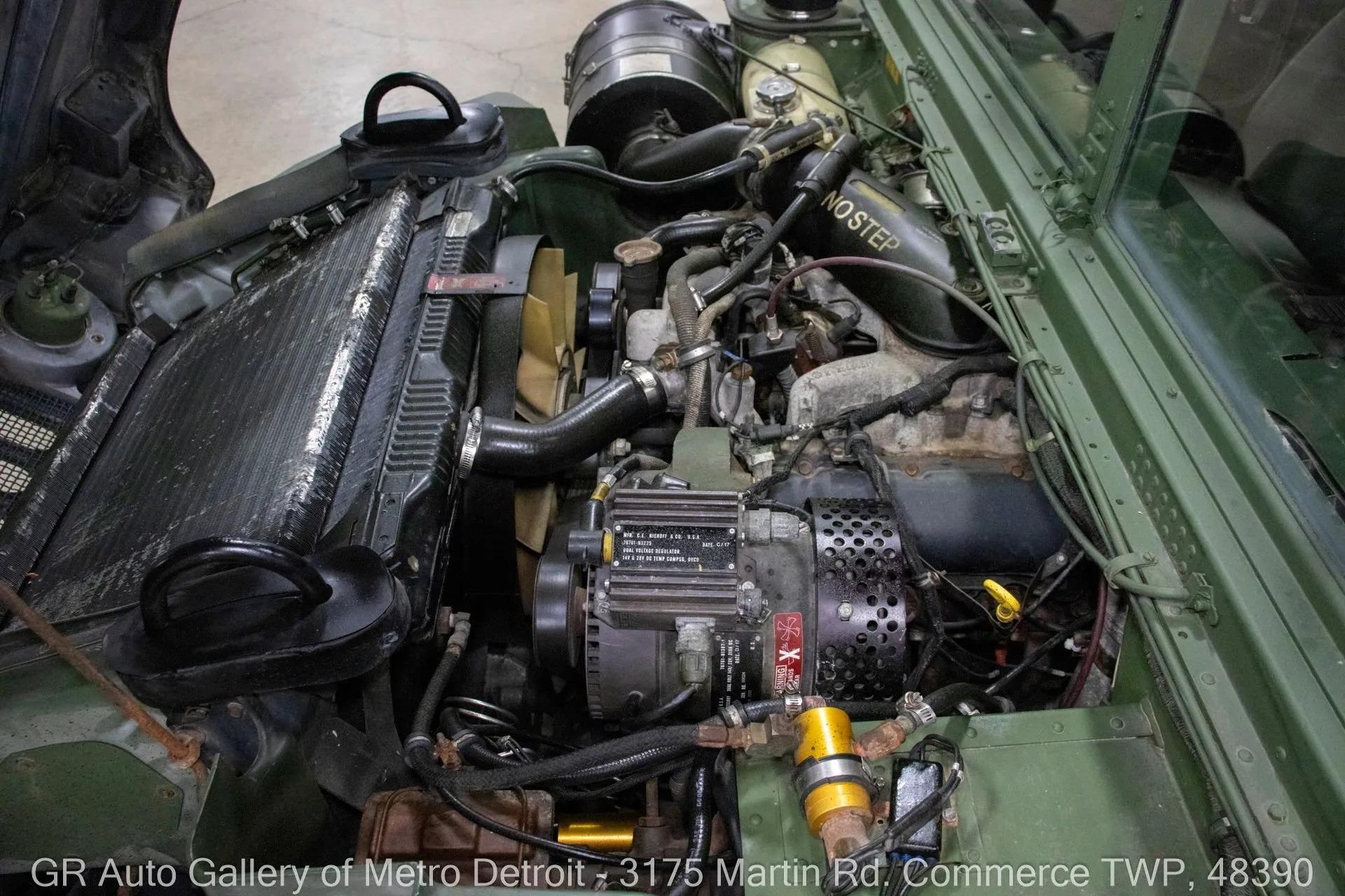 2001 AM General Humvee