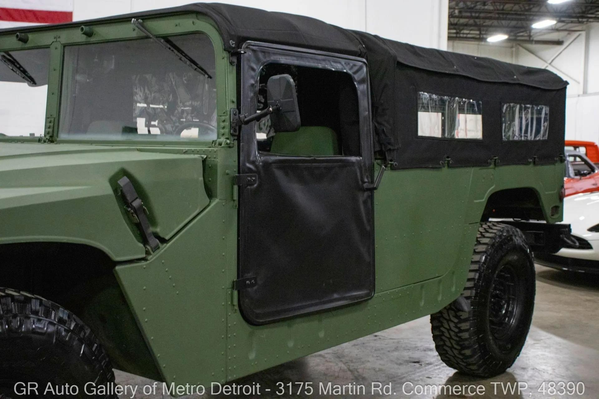 2001 AM General Humvee