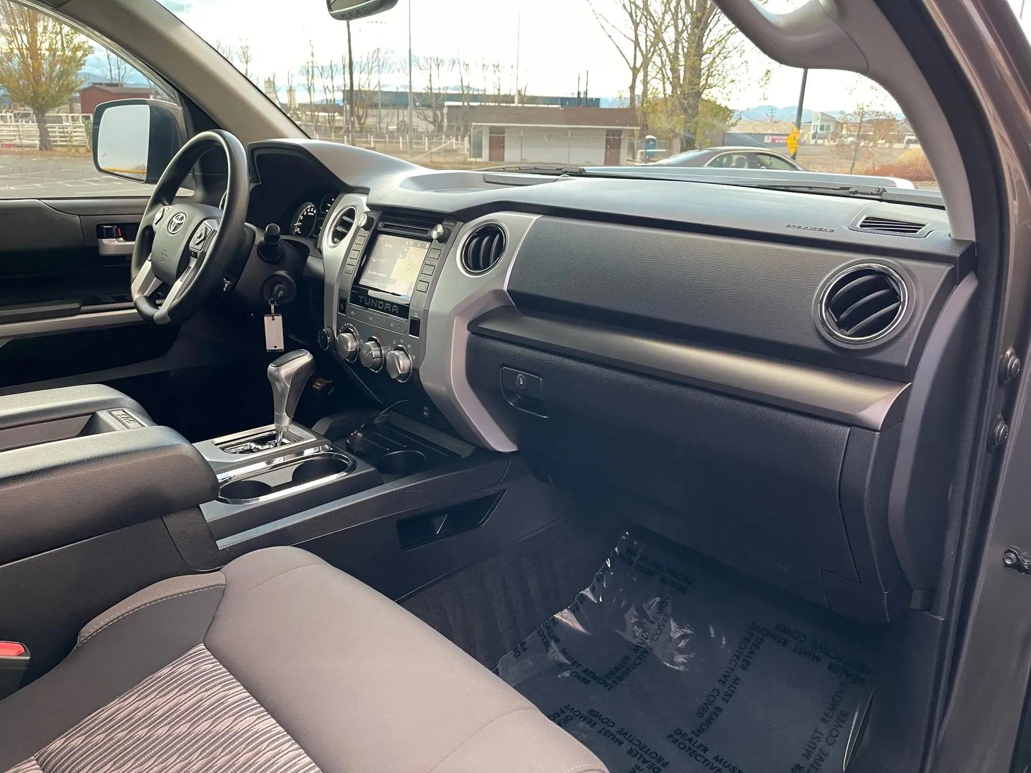 2018 Toyota Tundra SR5 Crewmax