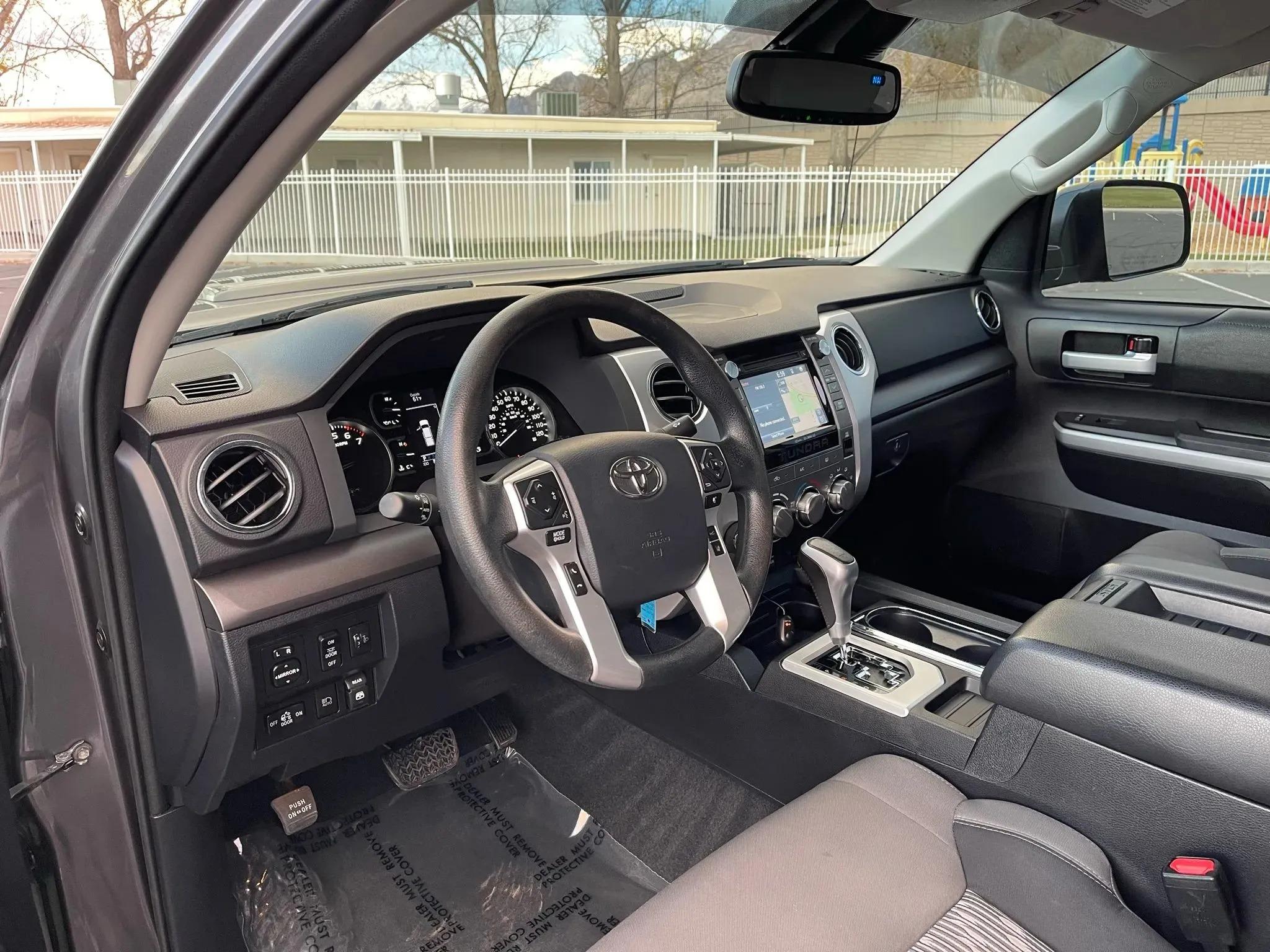 2018 Toyota Tundra SR5 Crewmax - 2