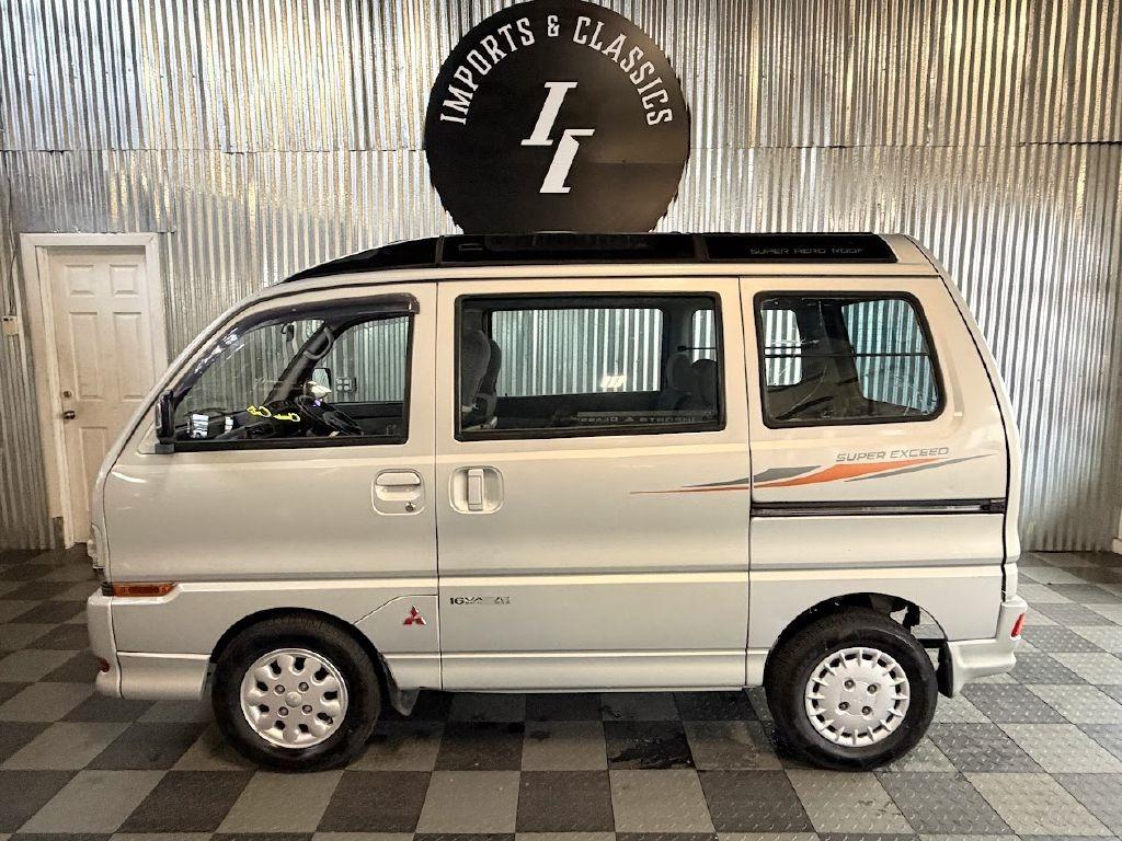 1995 Mitsubishi Bravo Super Exceed