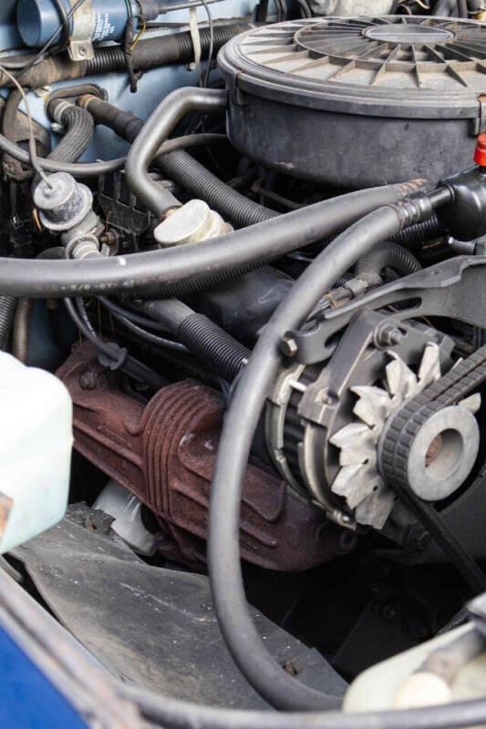 37k-Mile 1988 Dodge Power Ram W100 4×4