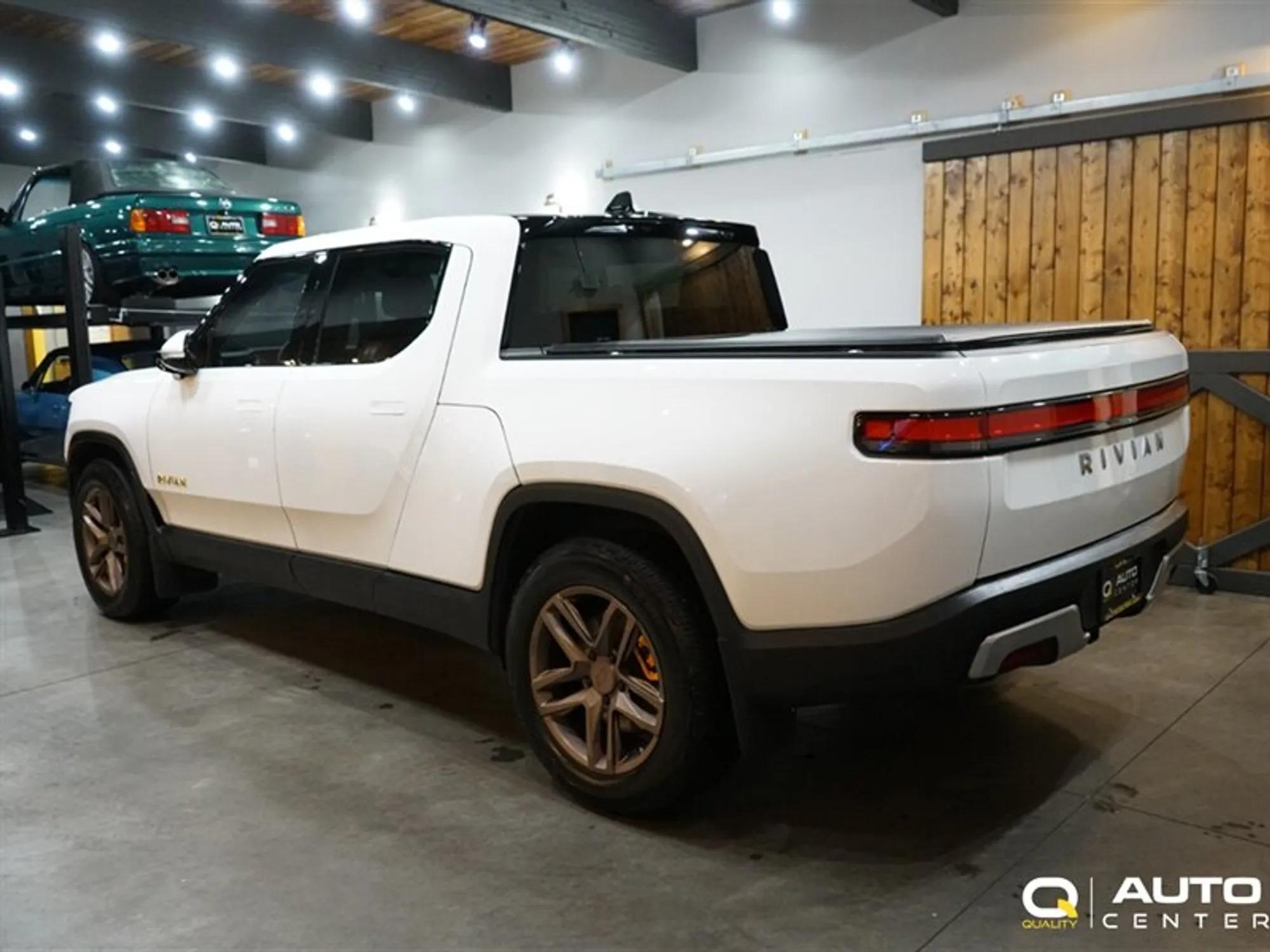2022 Rivian R1T - 5