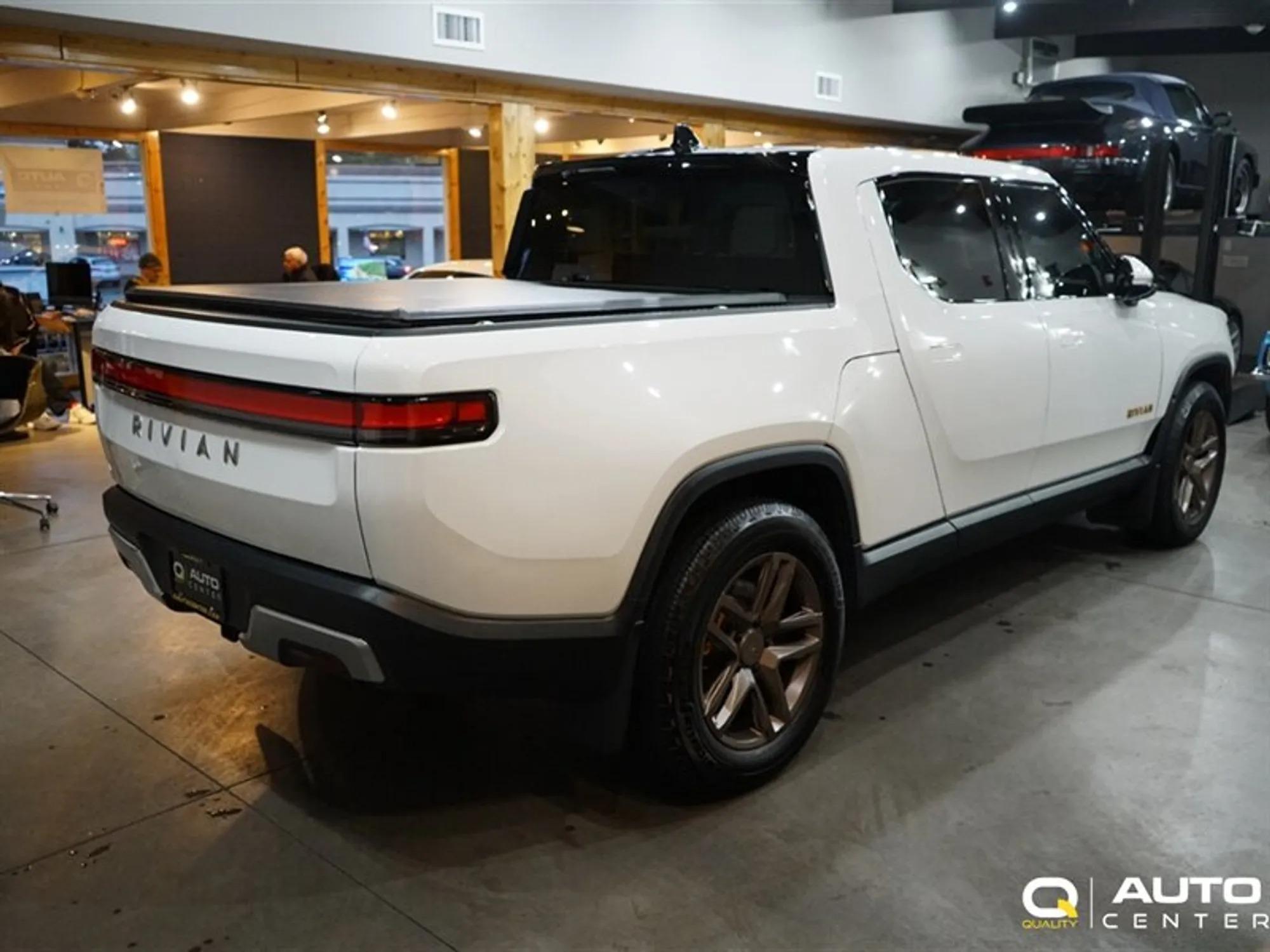 2022 Rivian R1T - 4